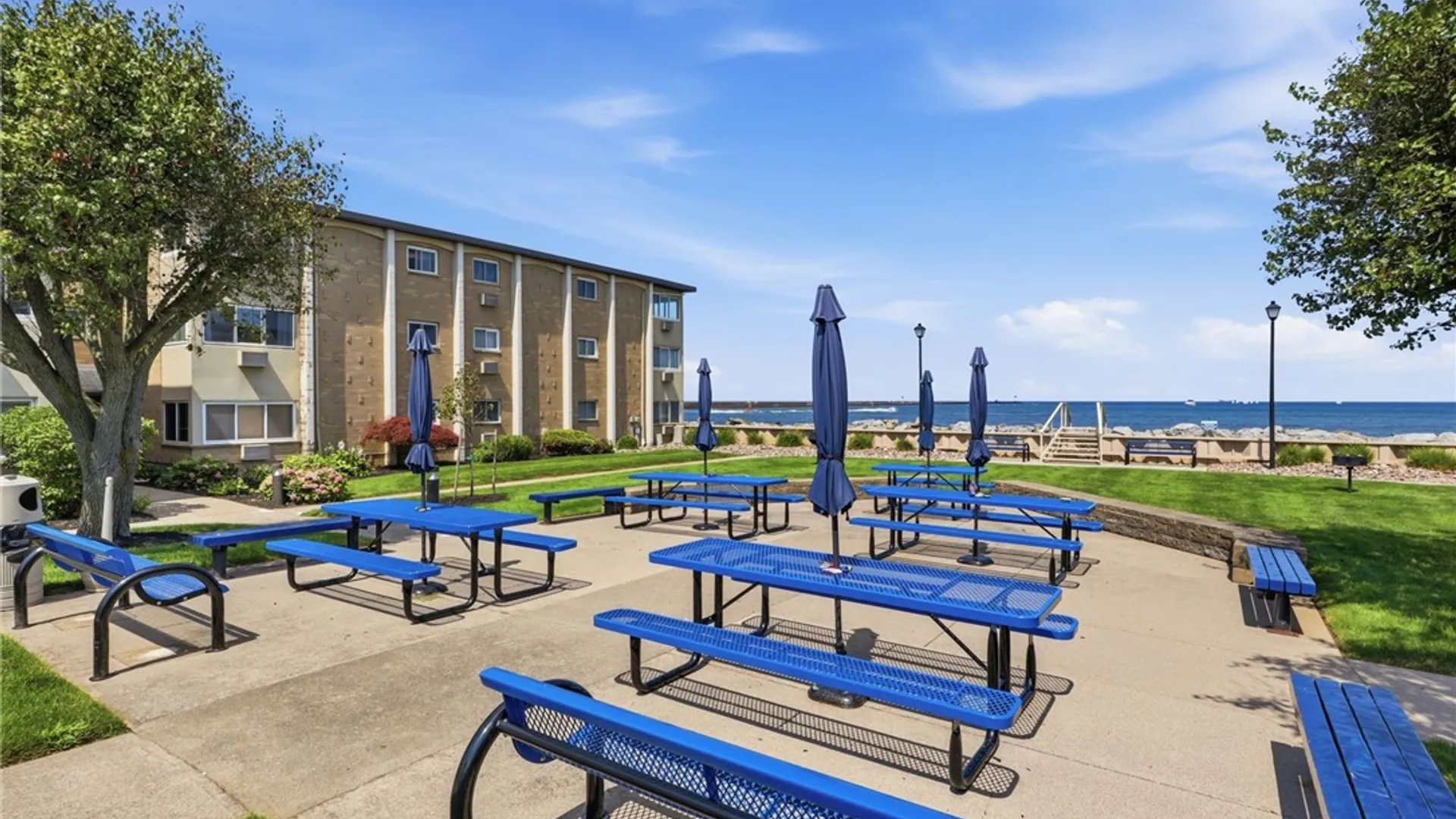 Property at 811 Westage At The Harbor, Irondequoit, NY 14617 35