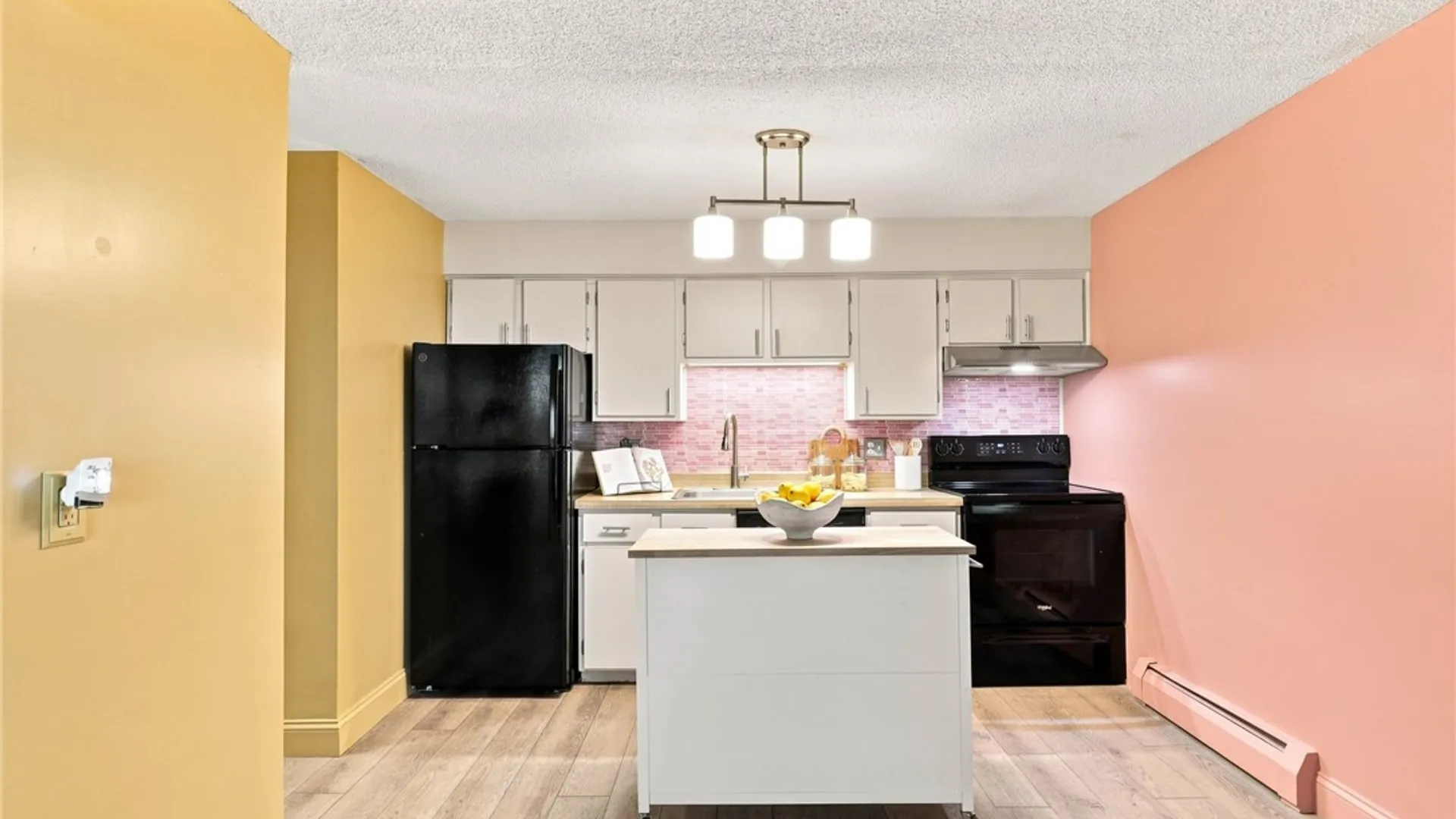 Property at 811 Westage At The Harbor, Irondequoit, NY 14617 16