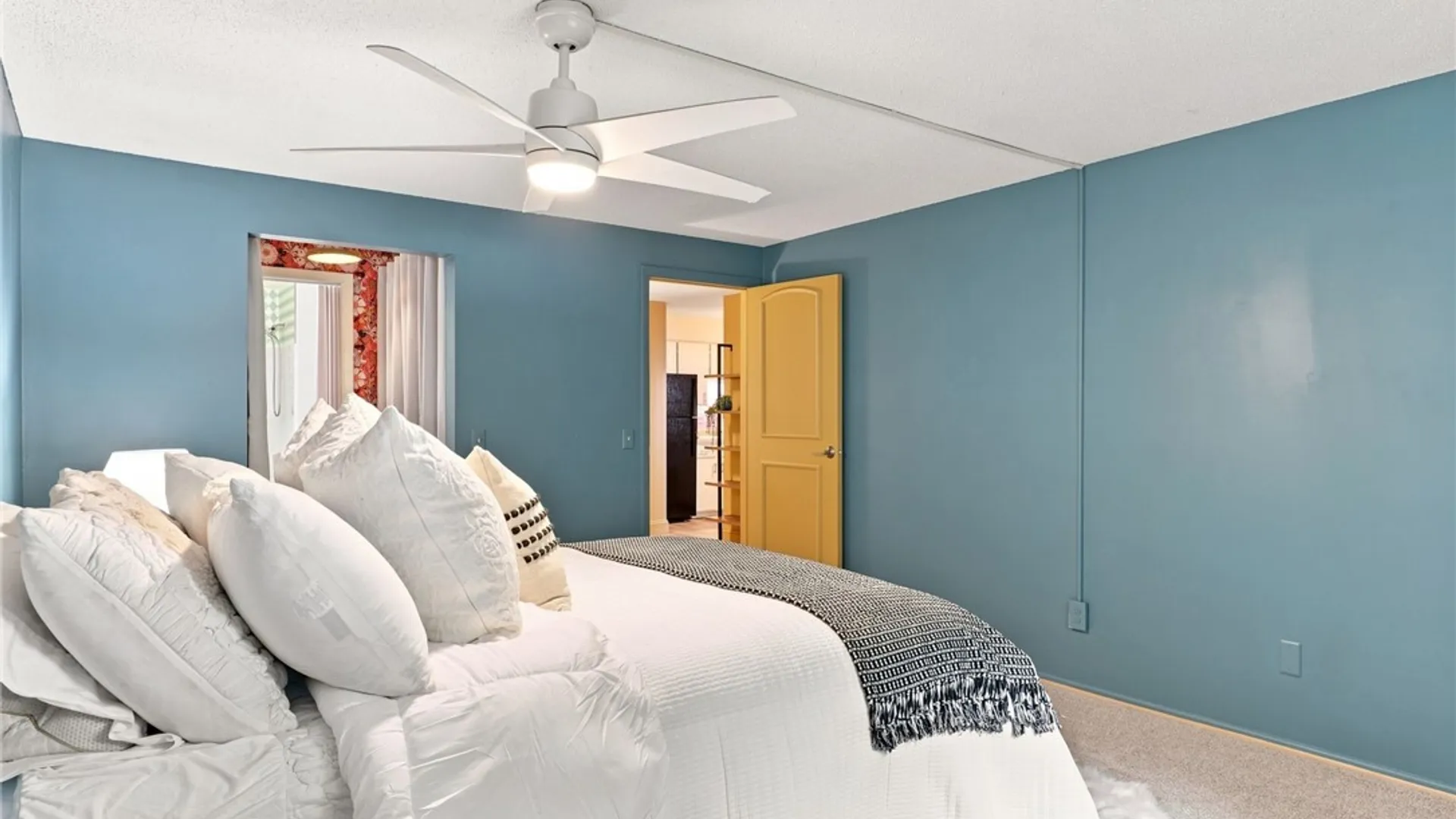 Property at 811 Westage At The Harbor, Irondequoit, NY 14617 19