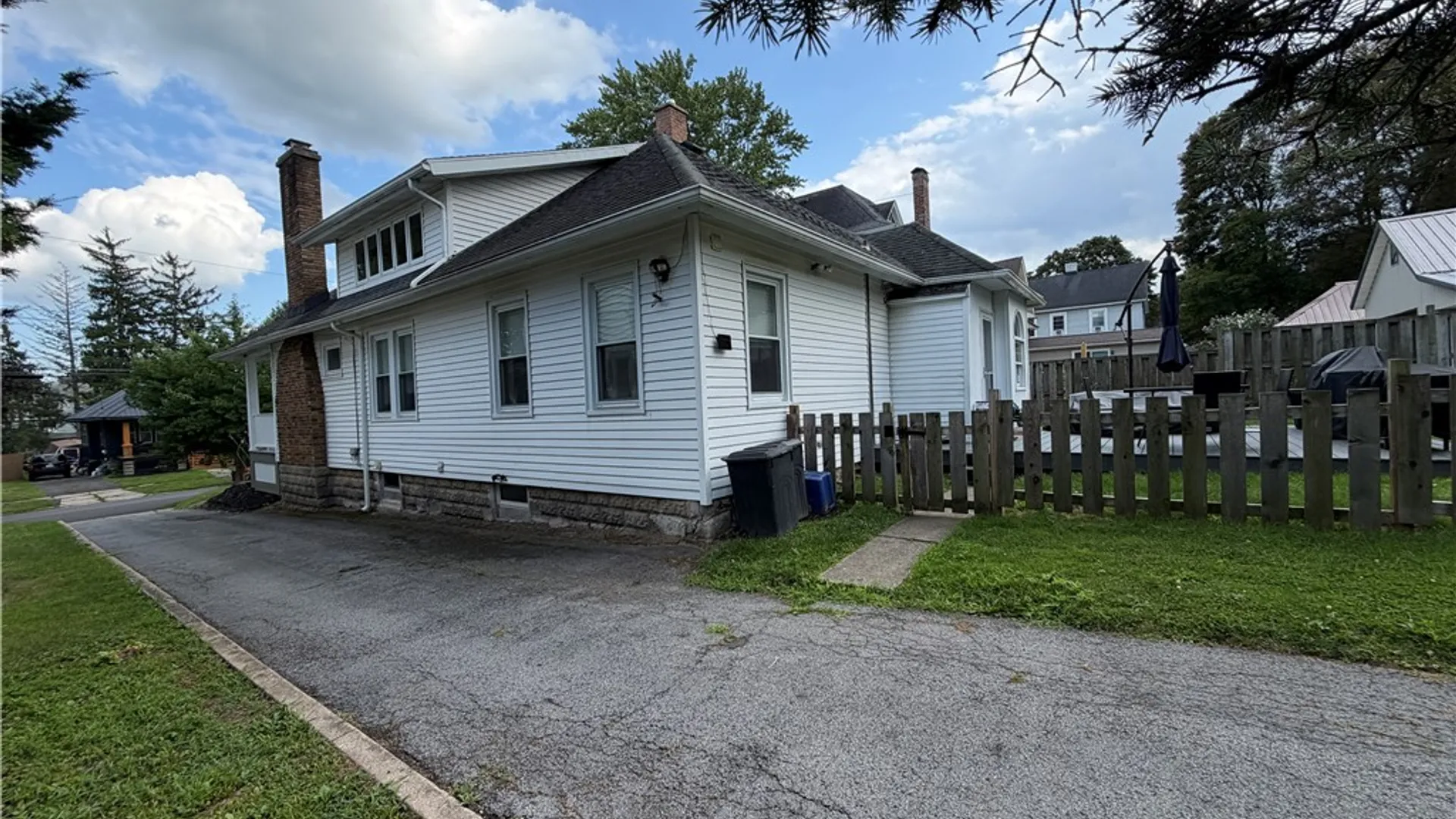 Property at 113 N Hoopes Avenue, Auburn, NY 13021 44