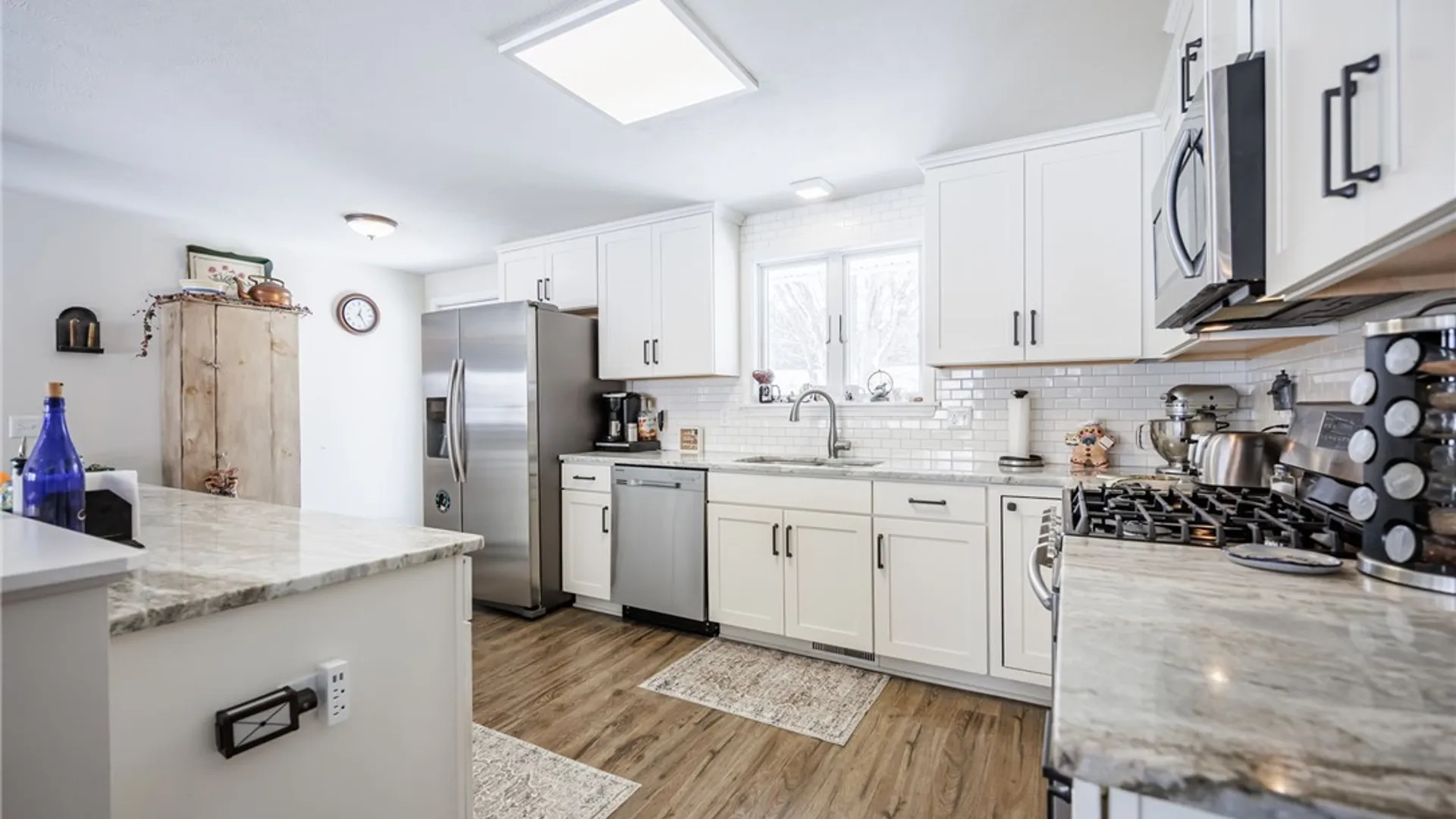 Property at 7497 Lake Avenue, Williamson, NY 14589 10