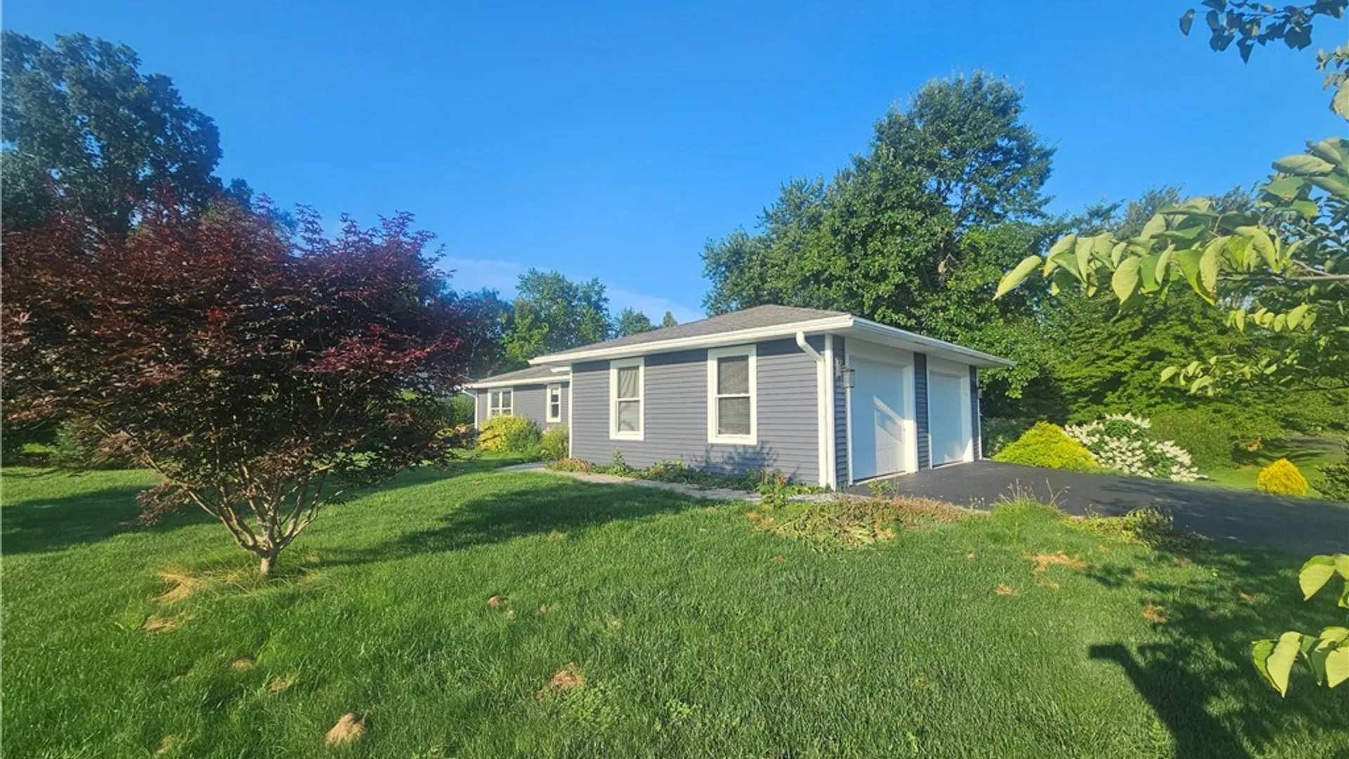 Property at 7497 Lake Avenue, Williamson, NY 14589 3