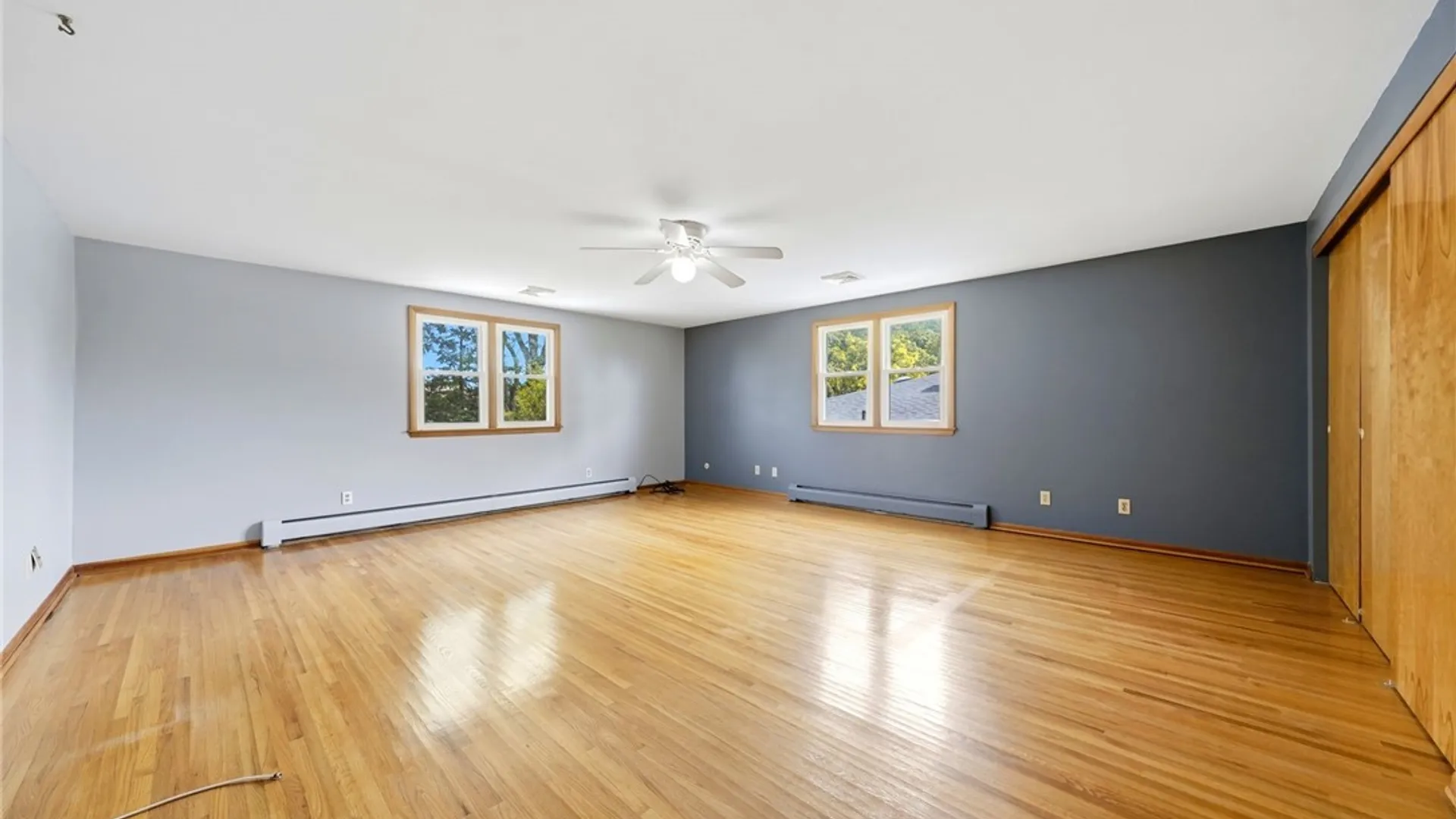Property at 196 Claudette Court, Cheektowaga, NY 14043 24