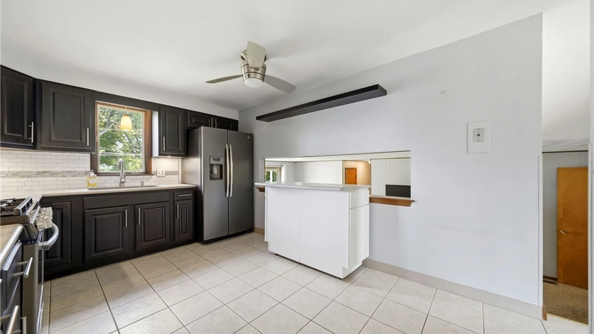 Property at 196 Claudette Court, Cheektowaga, NY 14043 12