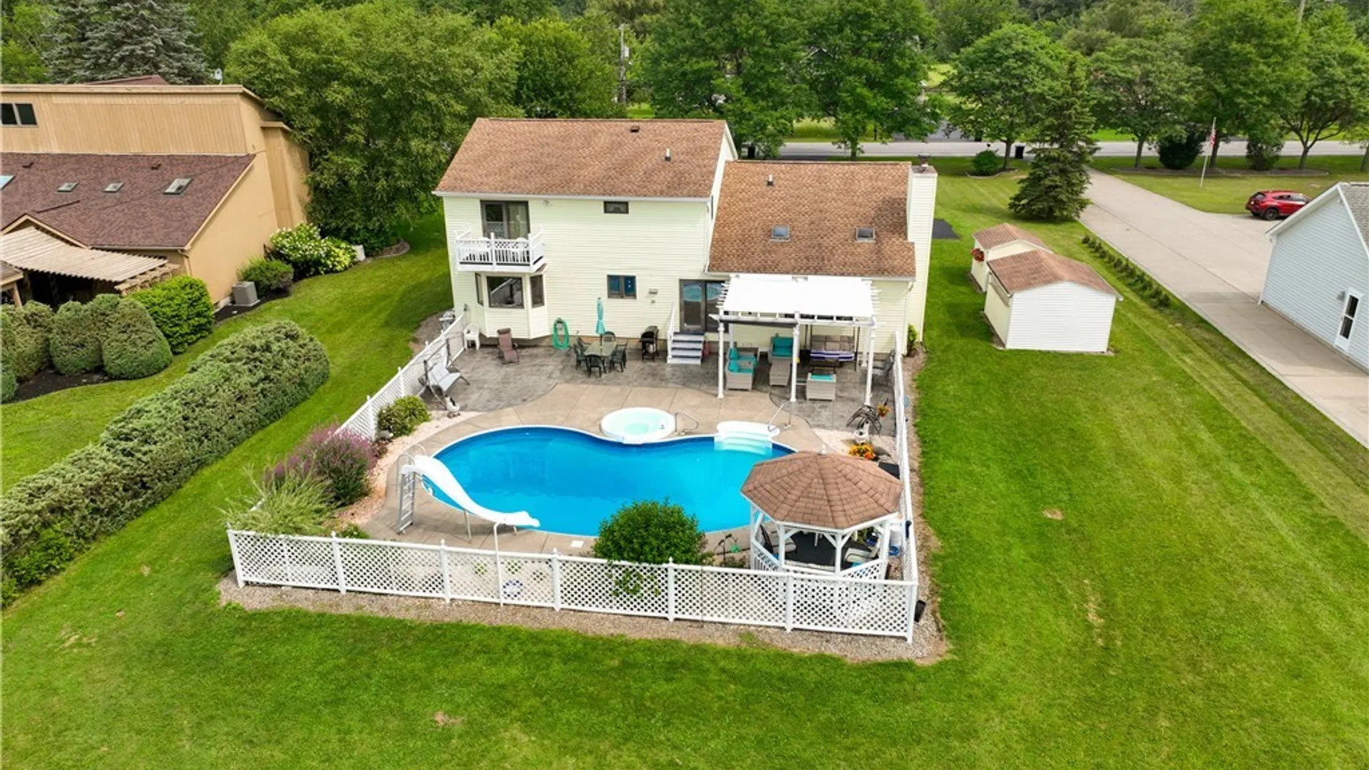 Property at 463 Pleasant View Drive, Lancaster, NY 14086 47
