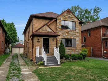 Property at 26 Concord Pl, Cheektowaga, NY 14215