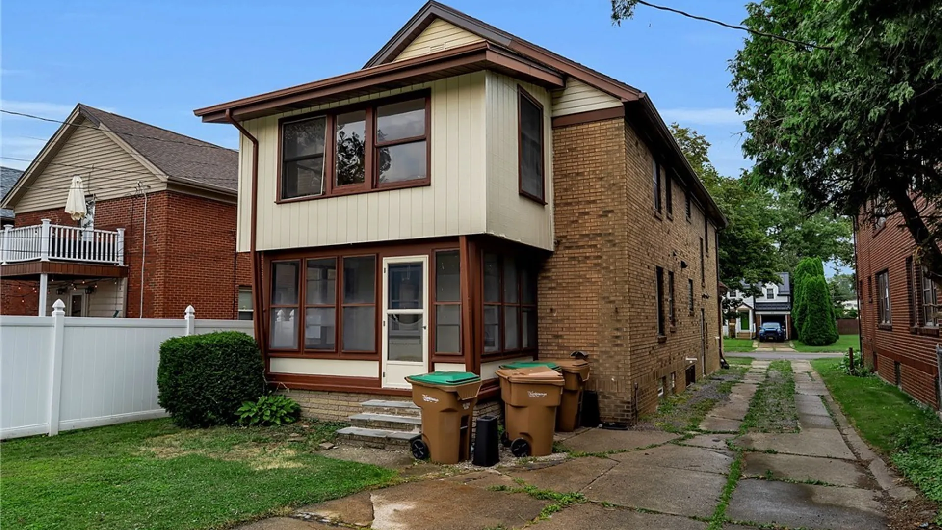 Property at 26 Concord Pl, Cheektowaga, NY 14215 43