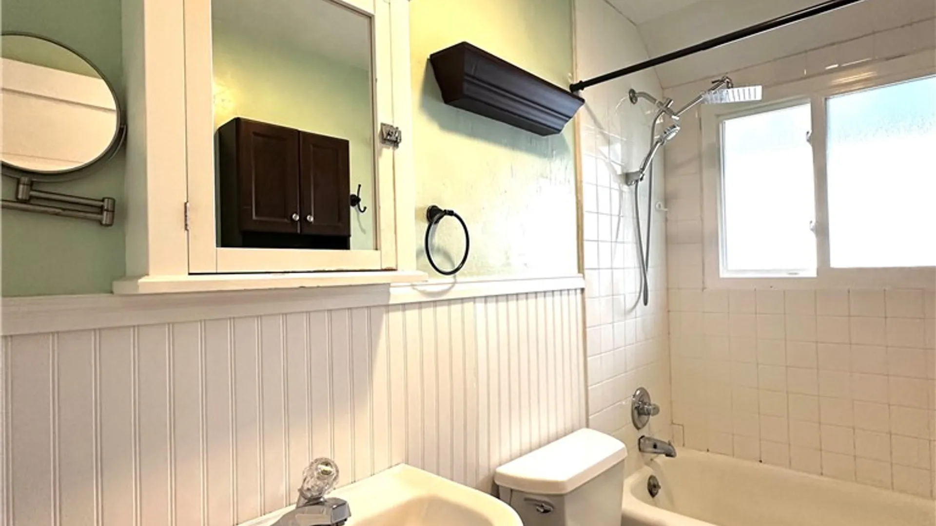 Property at 345 Irvine Place, Elmira City, NY 14901 34