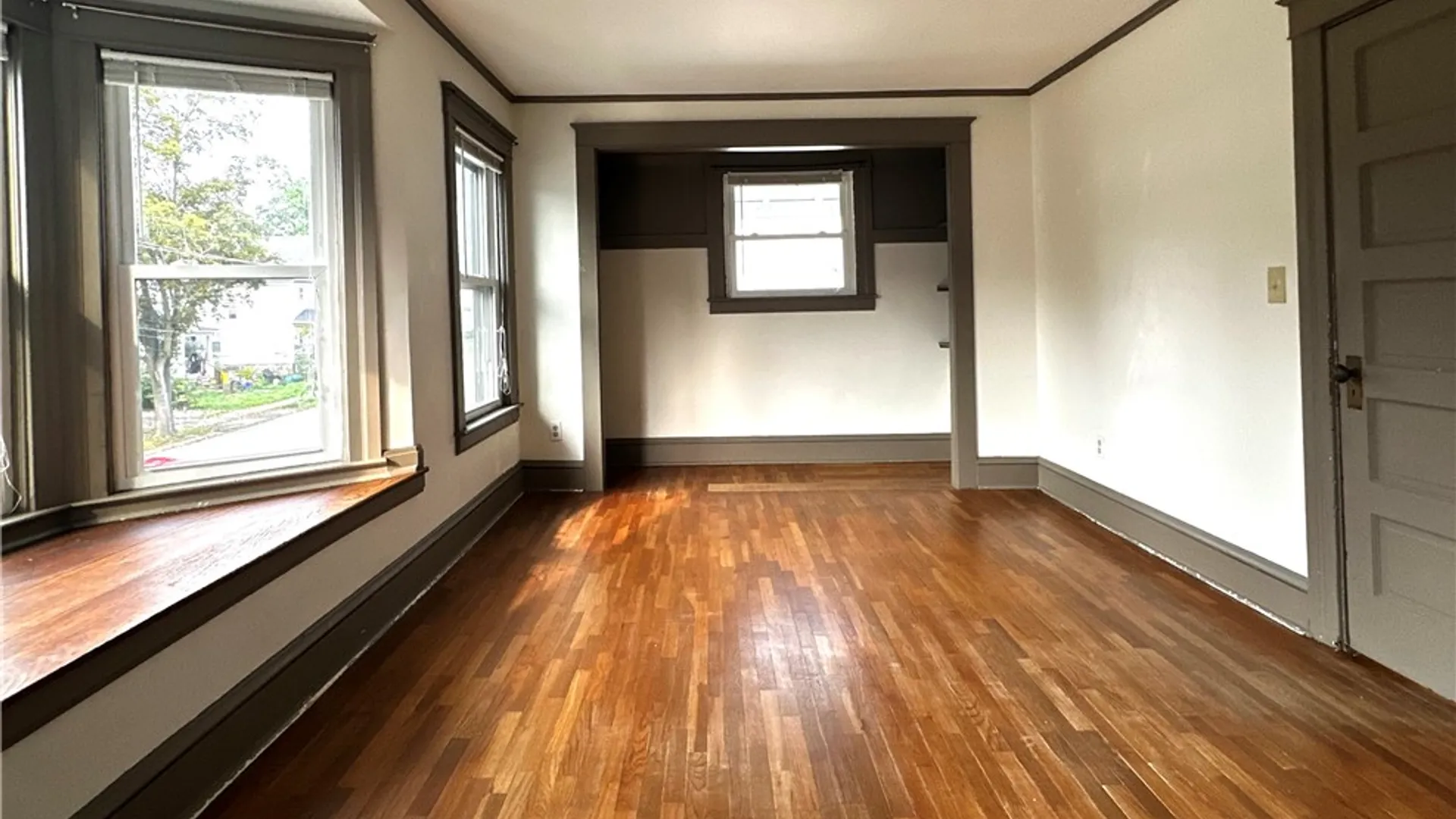 Property at 345 Irvine Place, Elmira City, NY 14901 27