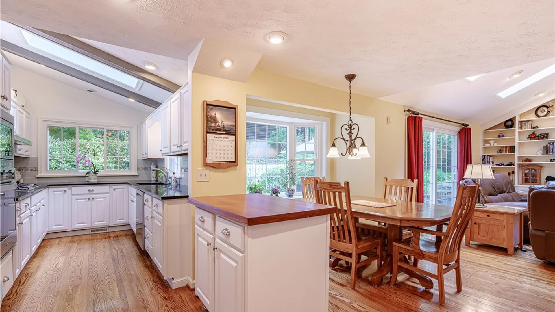 Property at 10 Birling Gap, Perinton, NY 14450 19