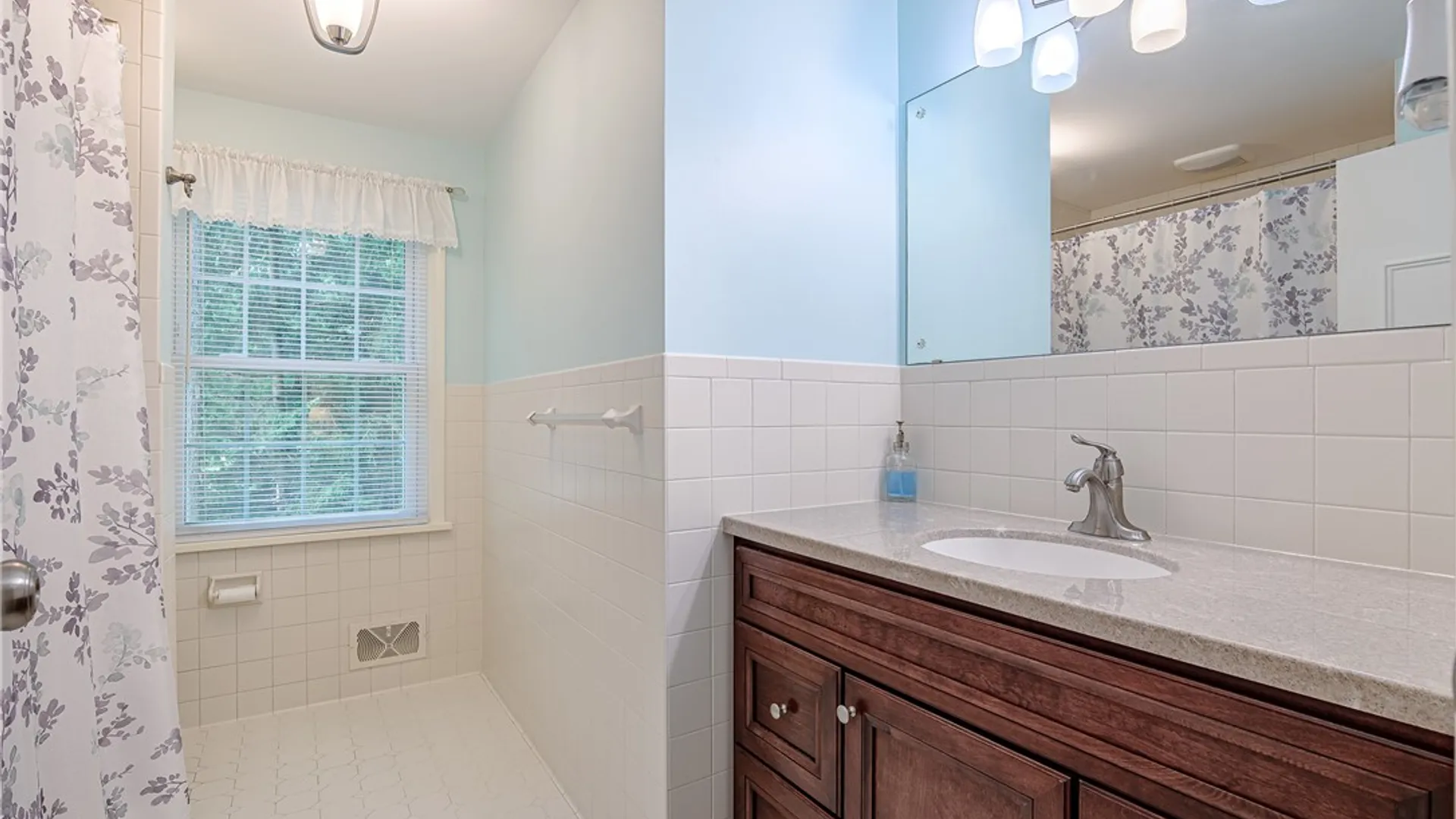 Property at 10 Birling Gap, Perinton, NY 14450 41