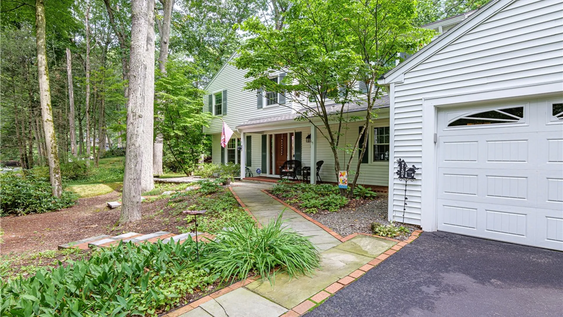 Property at 10 Birling Gap, Perinton, NY 14450 44