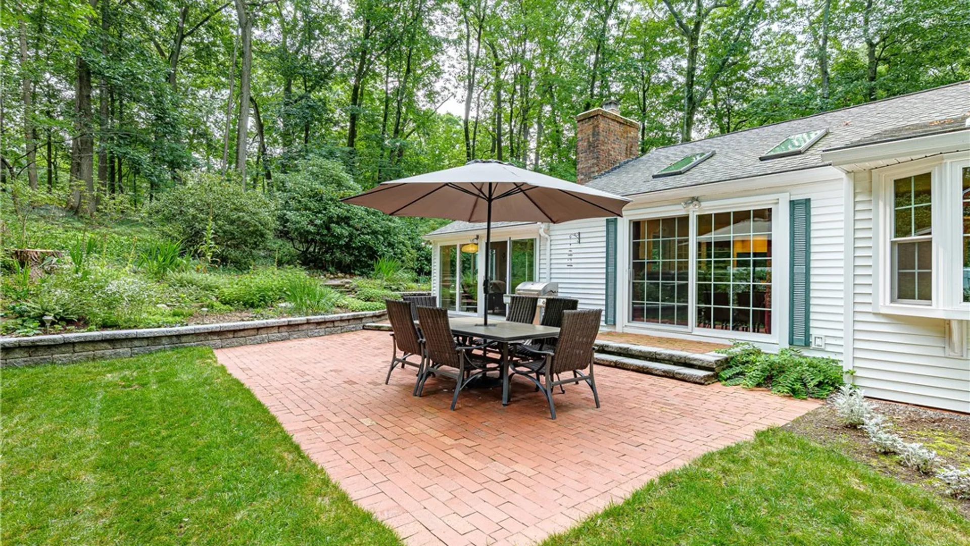 Property at 10 Birling Gap, Perinton, NY 14450 48