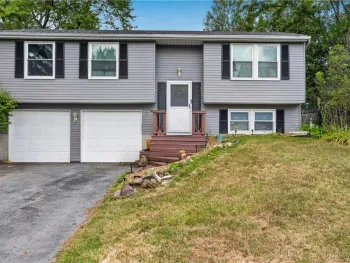 Property at 8191 Mantova Dr, Clay, NY 13041