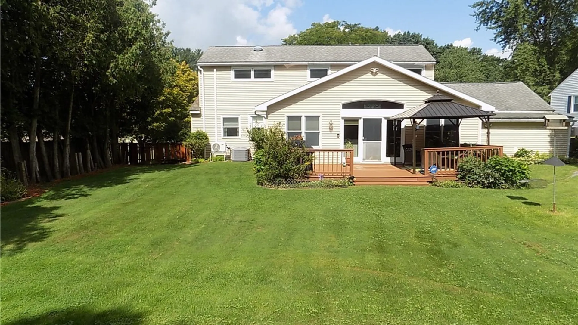 Property at 5 Lower Woods Rd S, New Hartford, NY 13413 3