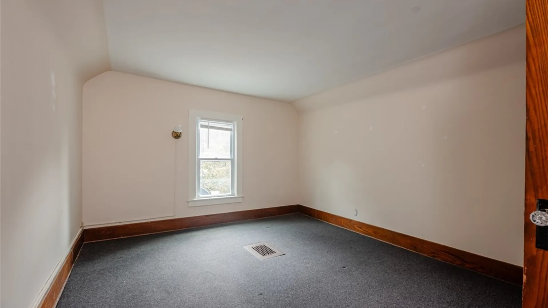 Property at 376 Barrington Street, Rochester, NY 14607 32
