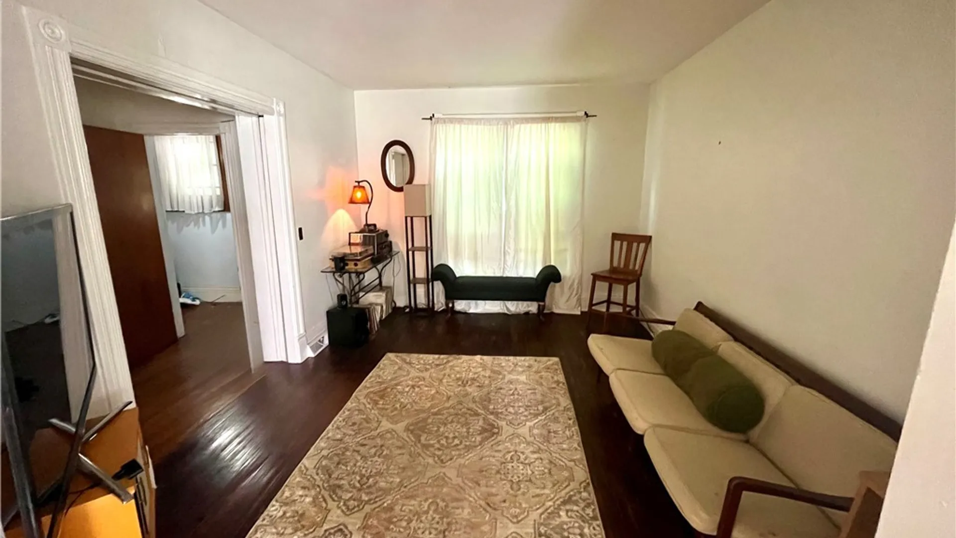 Property at 28 Livingston Street, Buffalo, NY 14213 4