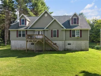 Property at 150 Memory Lane, Esperance, NY 12066