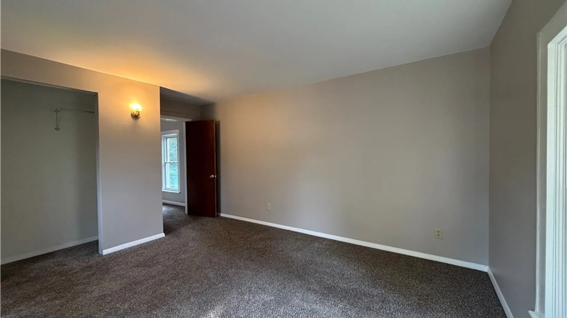 Property at 27 Delevan Avenue, Yorkshire, NY 14042 18