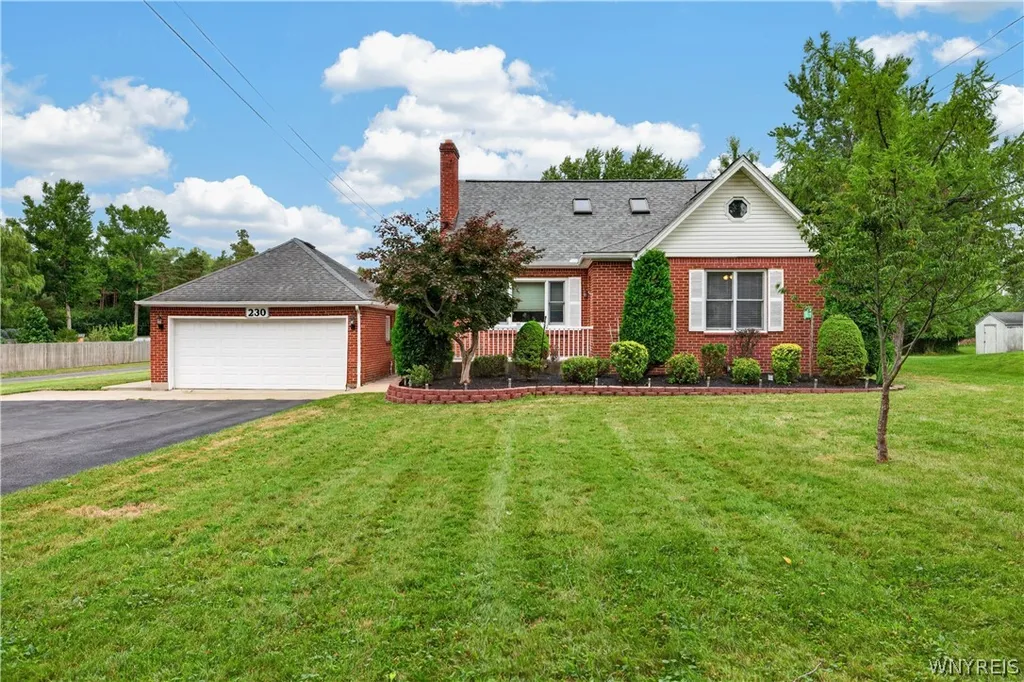 Property at 230 Michael Road, West Seneca, NY 14127