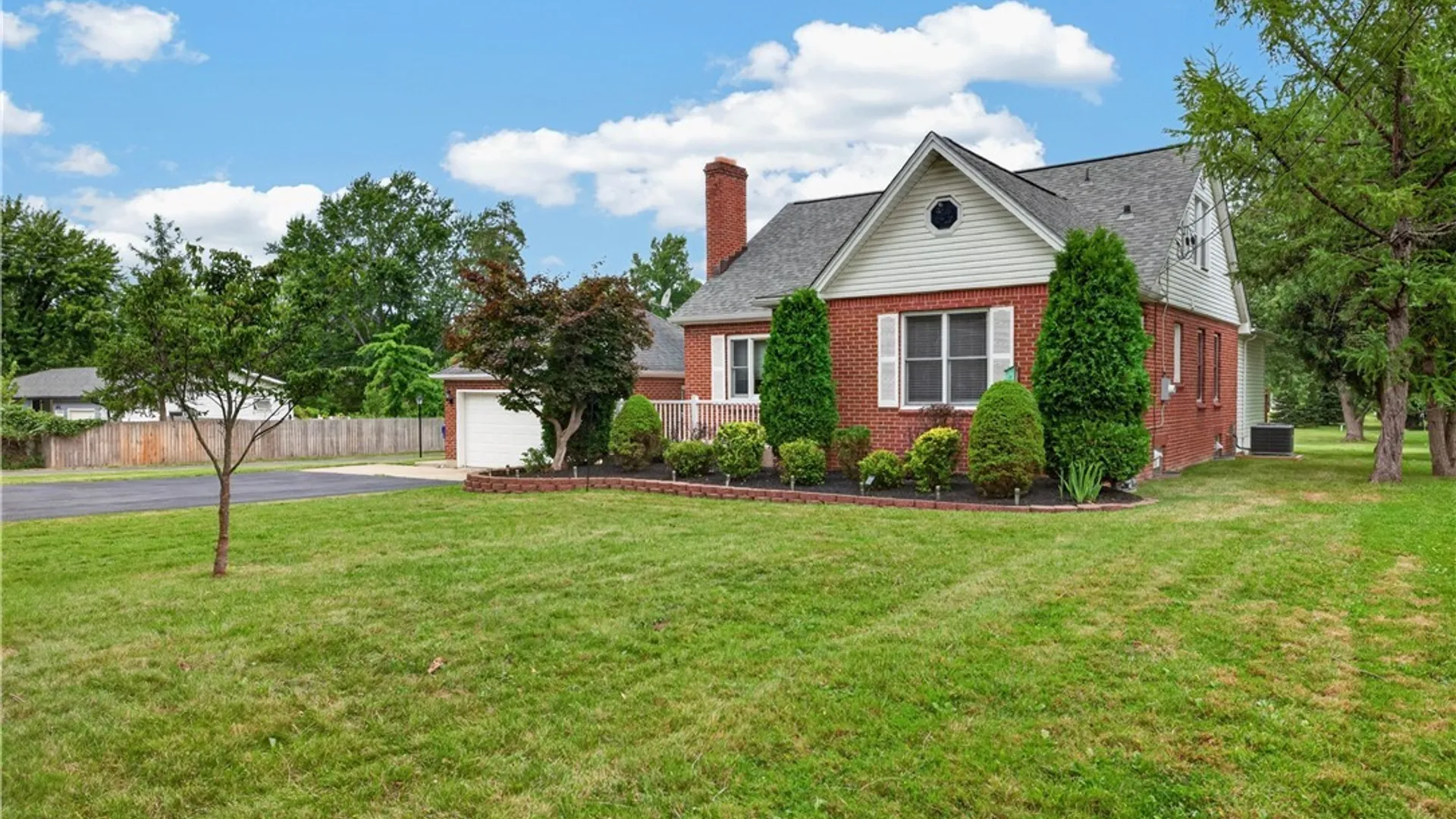 Property at 230 Michael Road, West Seneca, NY 14127 3