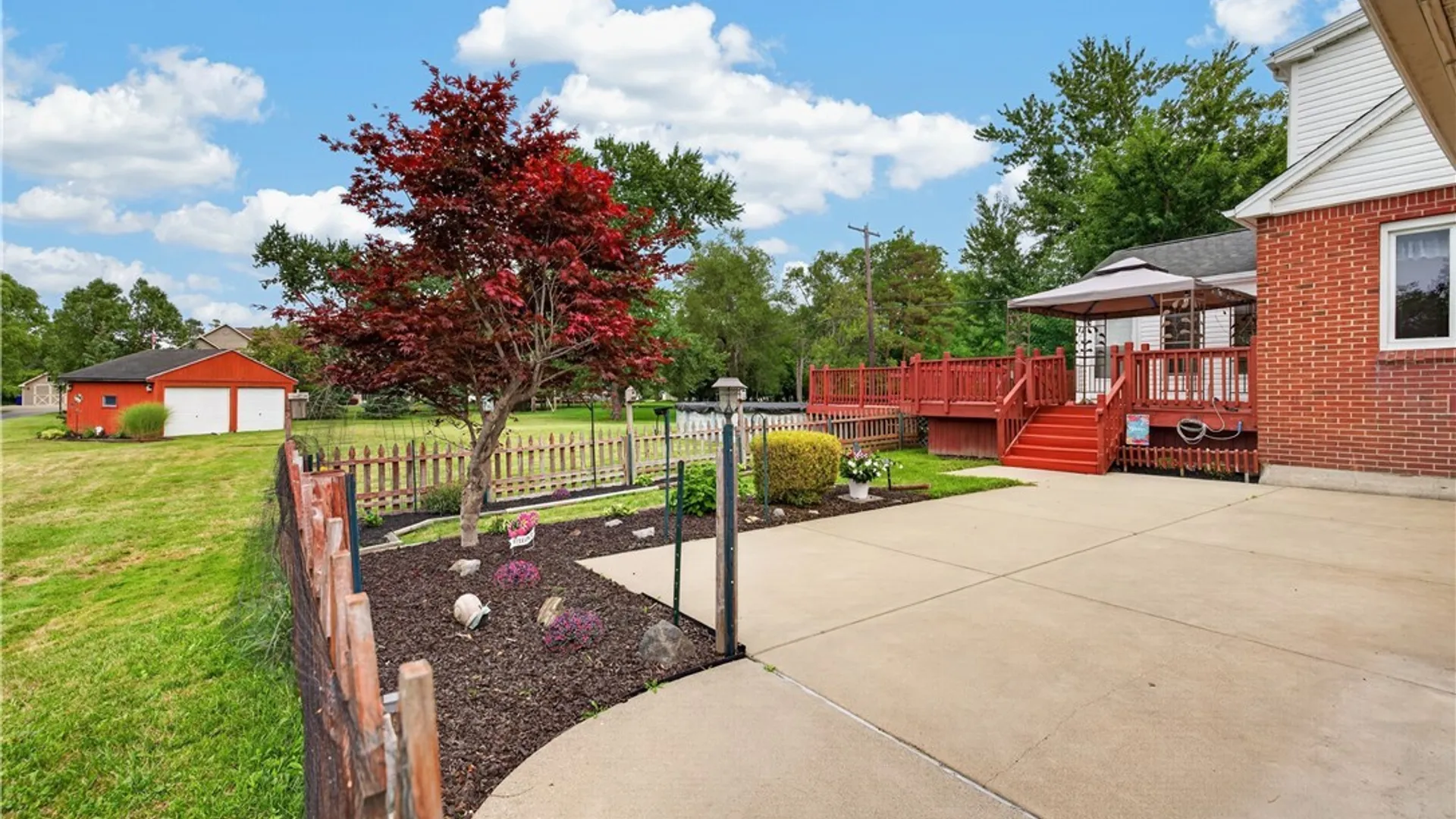 Property at 230 Michael Road, West Seneca, NY 14127 6