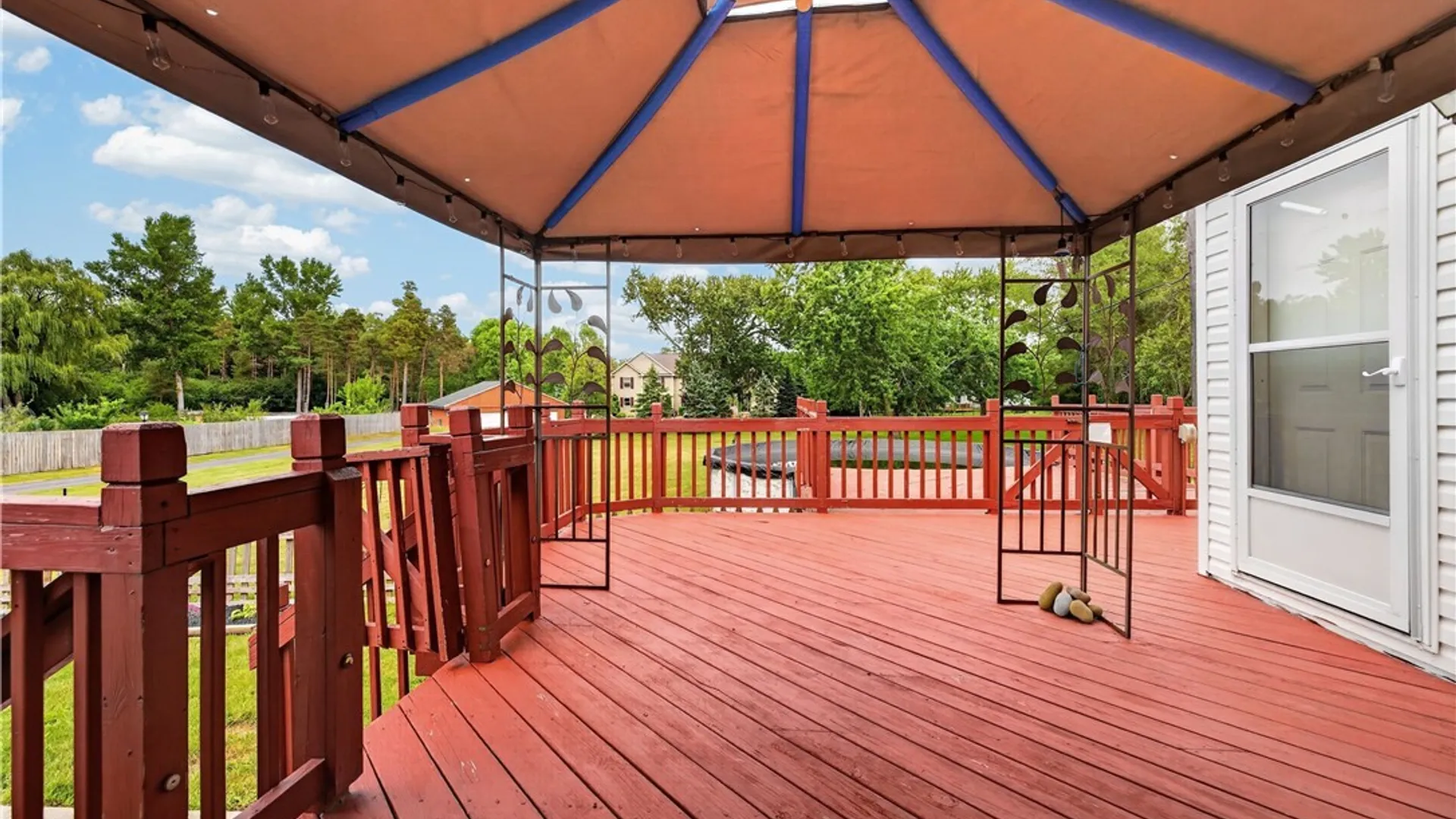 Property at 230 Michael Road, West Seneca, NY 14127 8