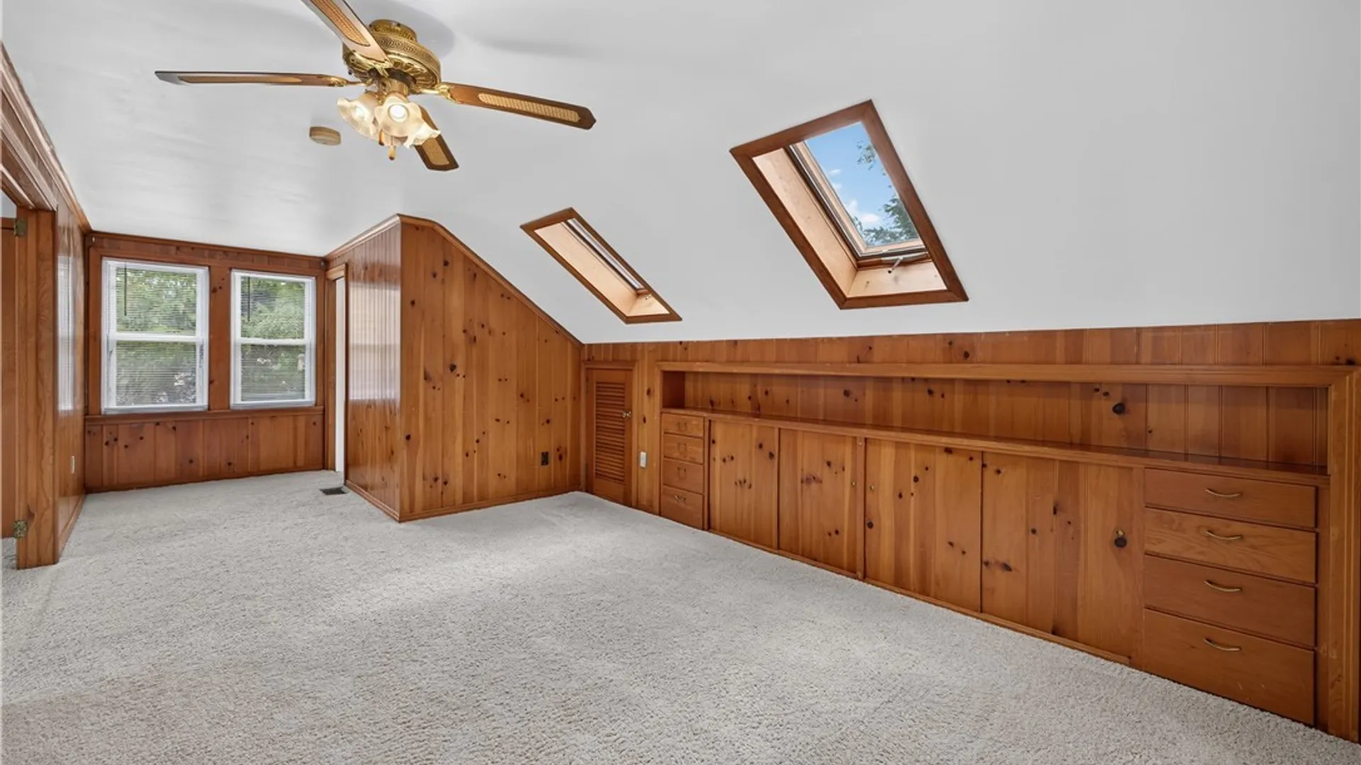 Property at 230 Michael Road, West Seneca, NY 14127 42