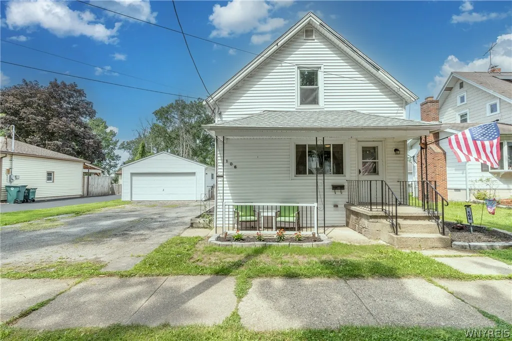 Property at 106 E Felton Street, North Tonawanda, NY 14120