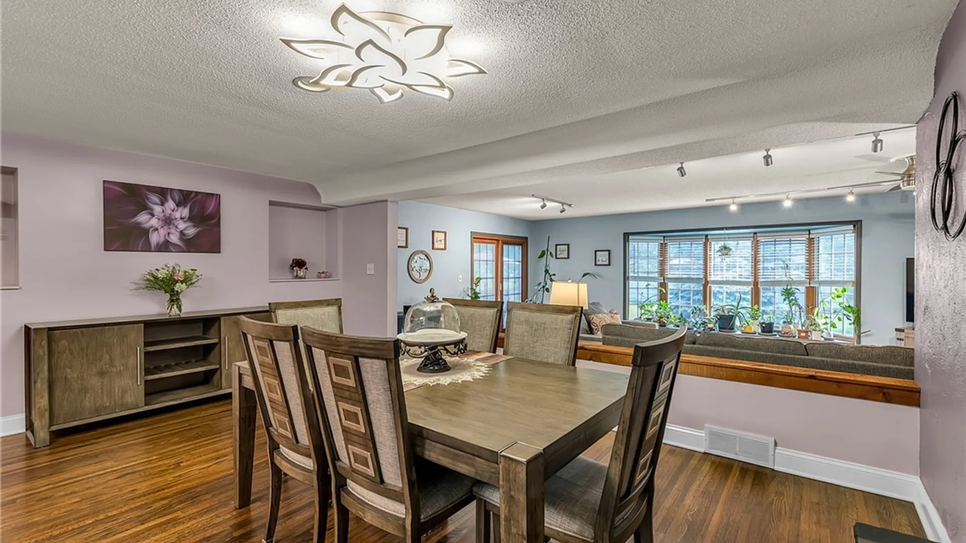 Property at 208 Royal Parkway, Amherst, NY 14221 10