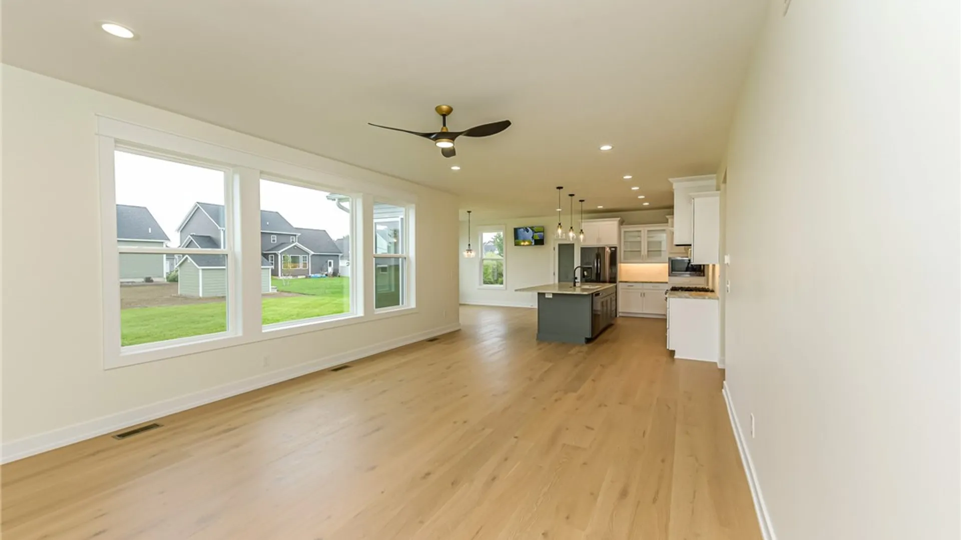 Property at 767 N Old Country Road, Greece, NY 14612 15