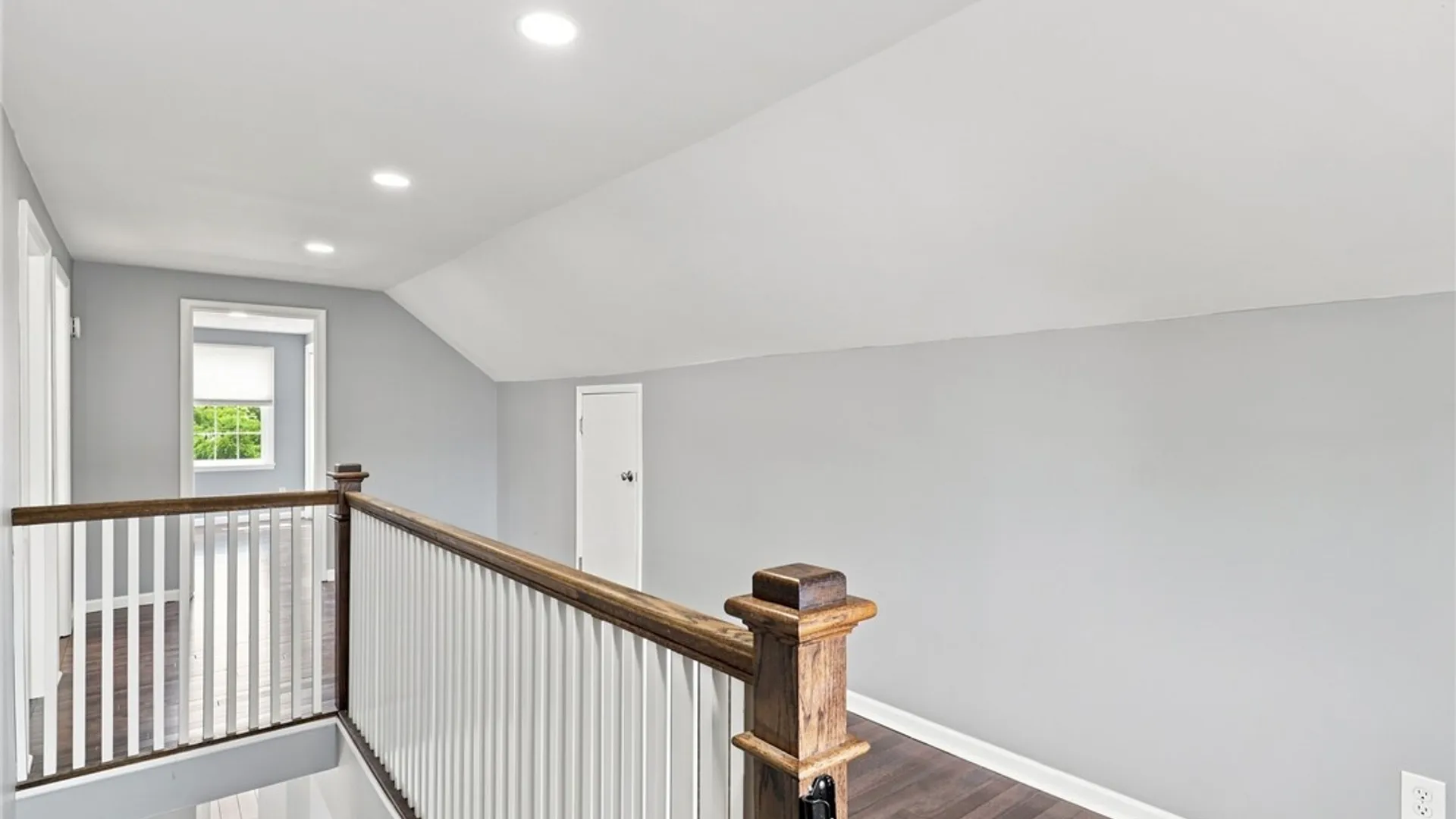 Property at 20 Leni Lane, Cheektowaga, NY 14225 18