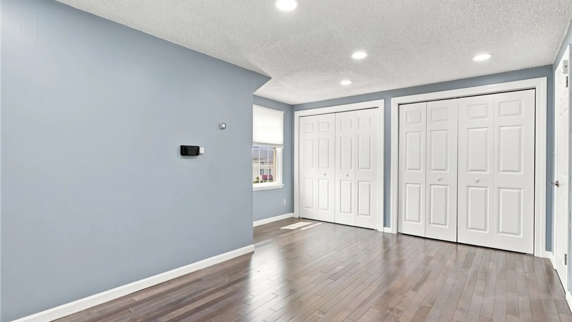 Property at 20 Leni Lane, Cheektowaga, NY 14225 23