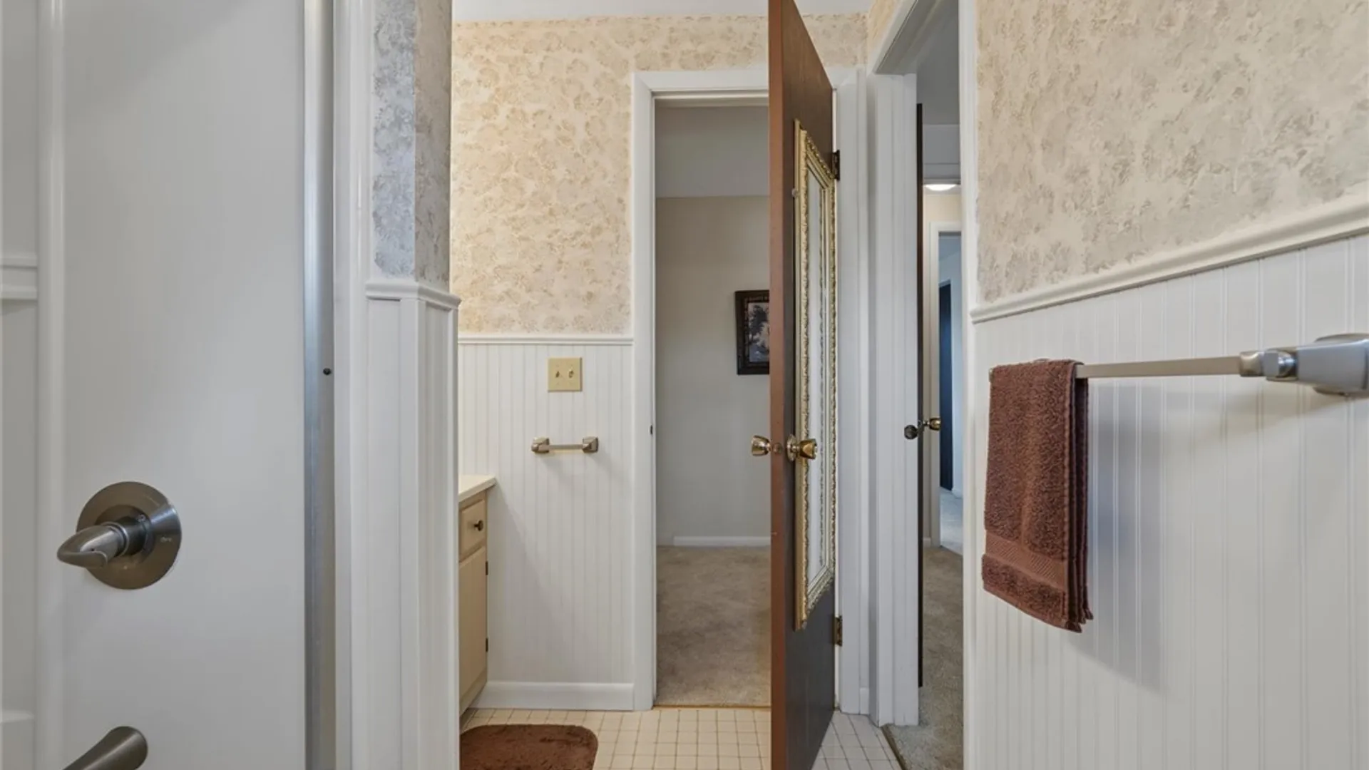 Property at 6870 Crystalwood Drive, Salina, NY 13088 31