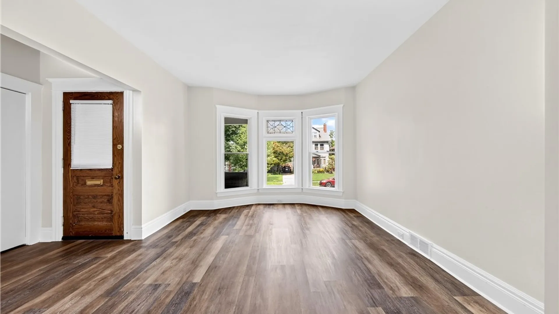 Property at 219 Woodward Avenue, Buffalo, NY 14214 7