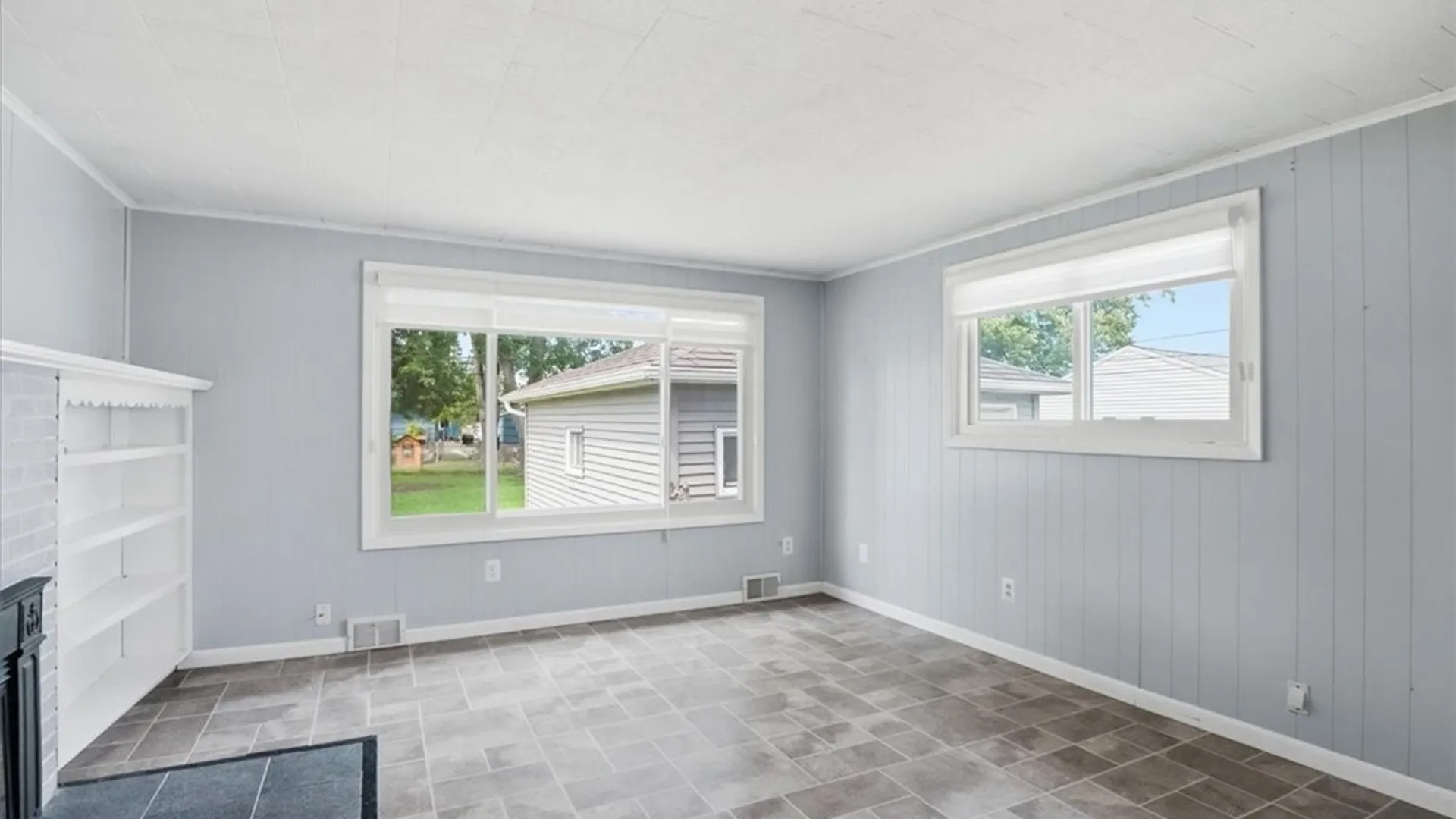 Property at 316 Mcconkey Drive, Tonawanda, NY 14223 22