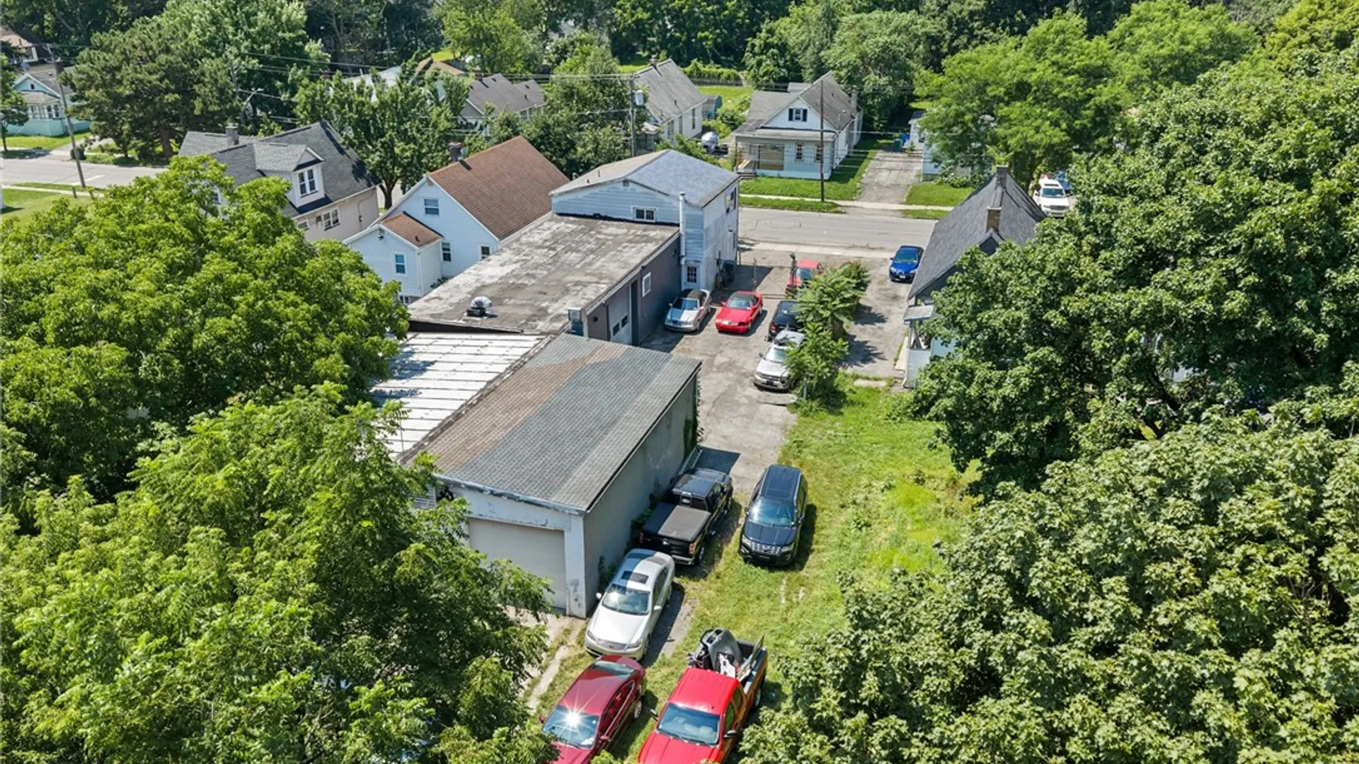 Property at 588 Glide Street, Rochester, NY 14606 9
