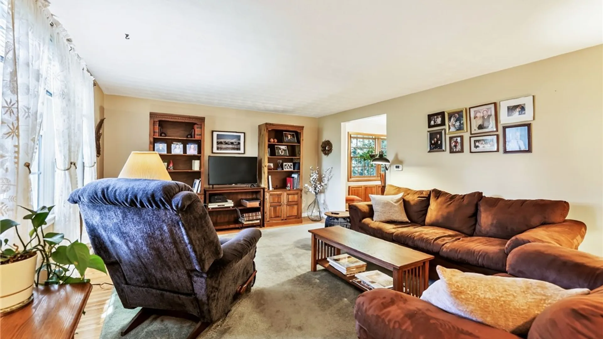 Property at 7056 Tuckahoe Road, Williamson, NY 14589 6