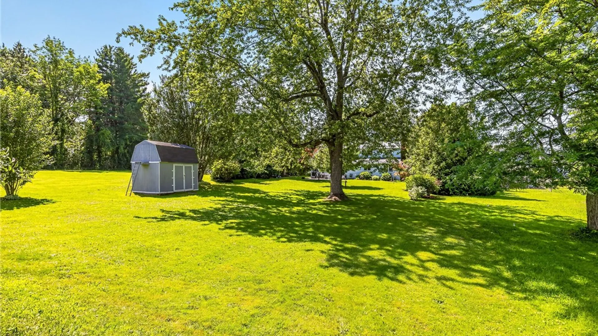 Property at 7056 Tuckahoe Road, Williamson, NY 14589 27