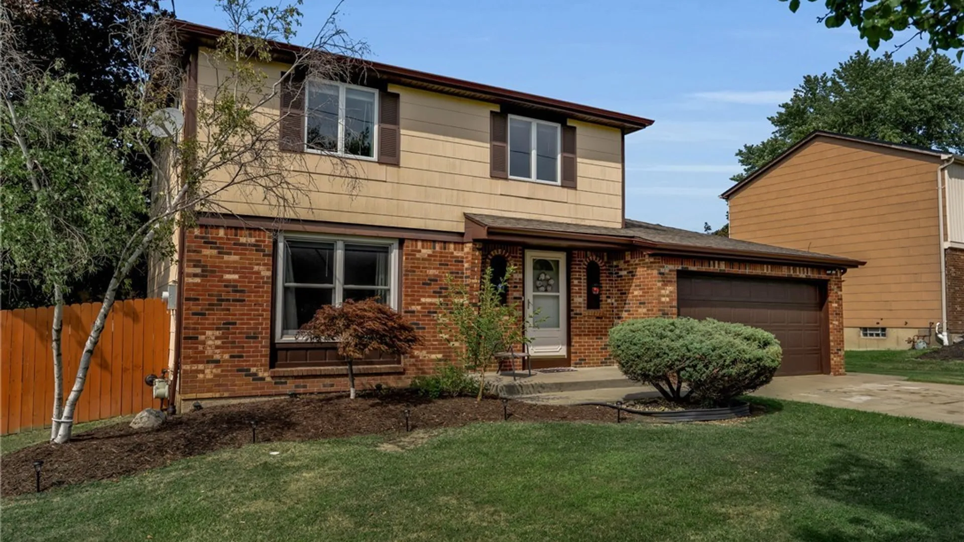 Property at 3710 Howard Road, Hamburg, NY 14075 3