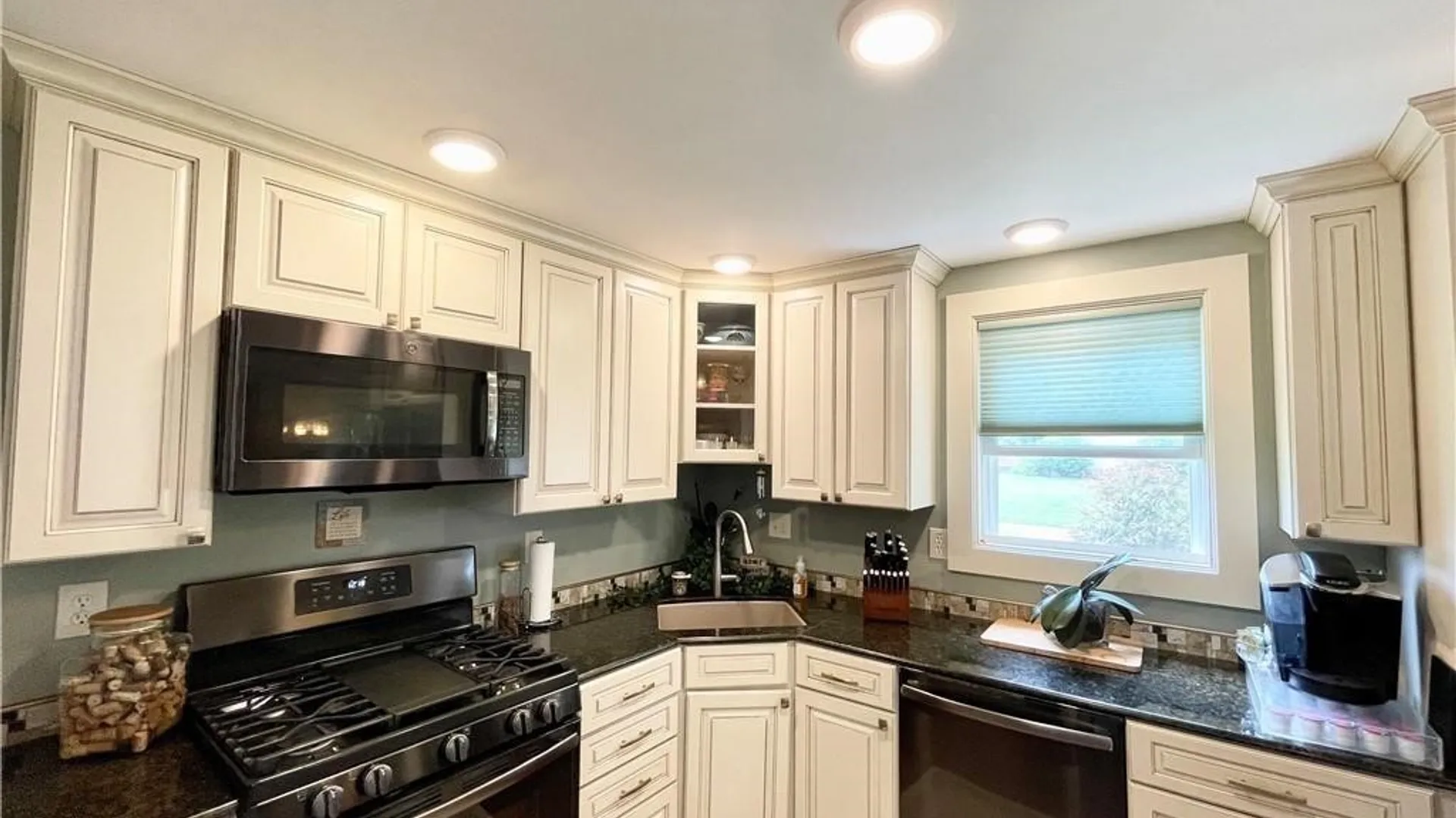 Property at 8423 Bubbling Springs Drive, Clay, NY 13027 10