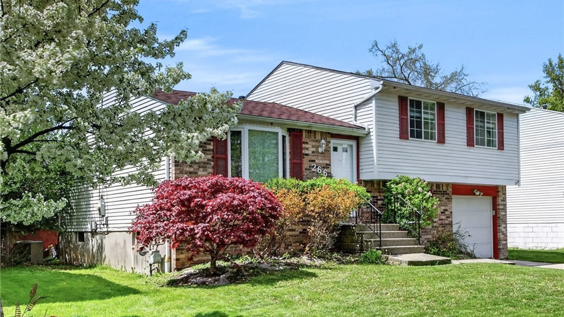 Property at 266 Peppertree Drive, Amherst, NY 14228 4