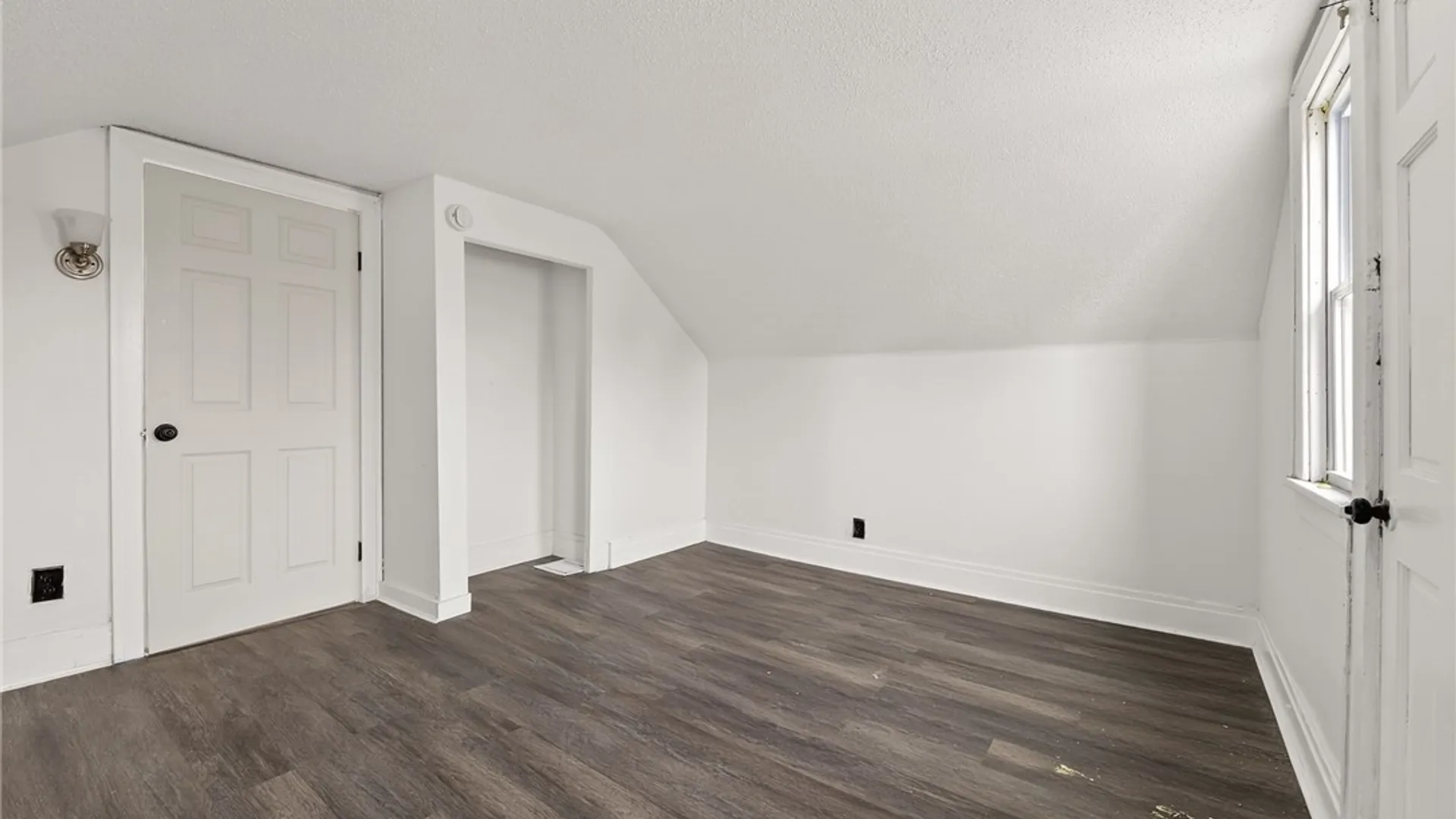 Property at 162 Millicent Avenue, Buffalo, NY 14215 32
