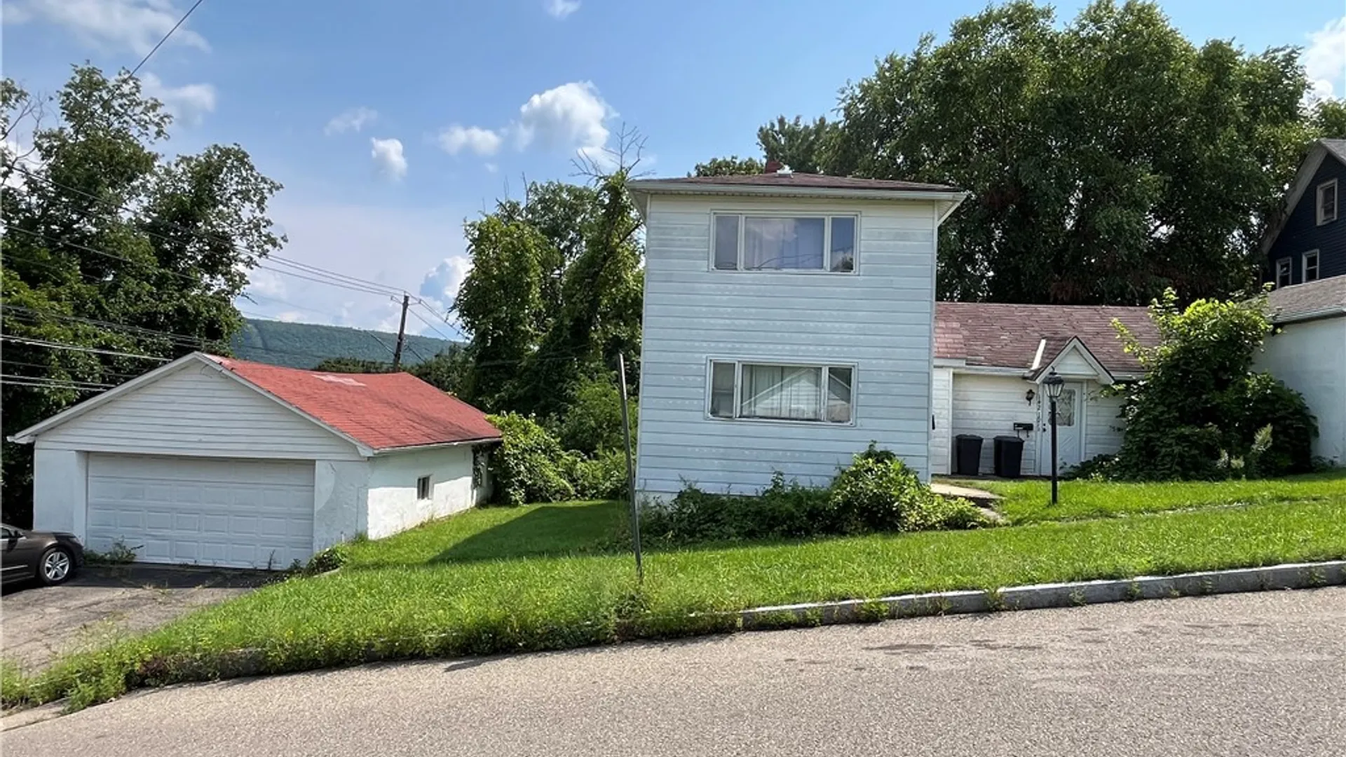 Property at 142 Washington Street, Corning City, NY 14830 3