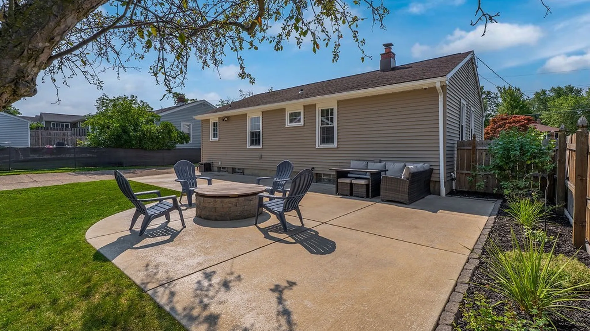 Property at 100 Burmon Drive, Orchard Park, NY 14127 23