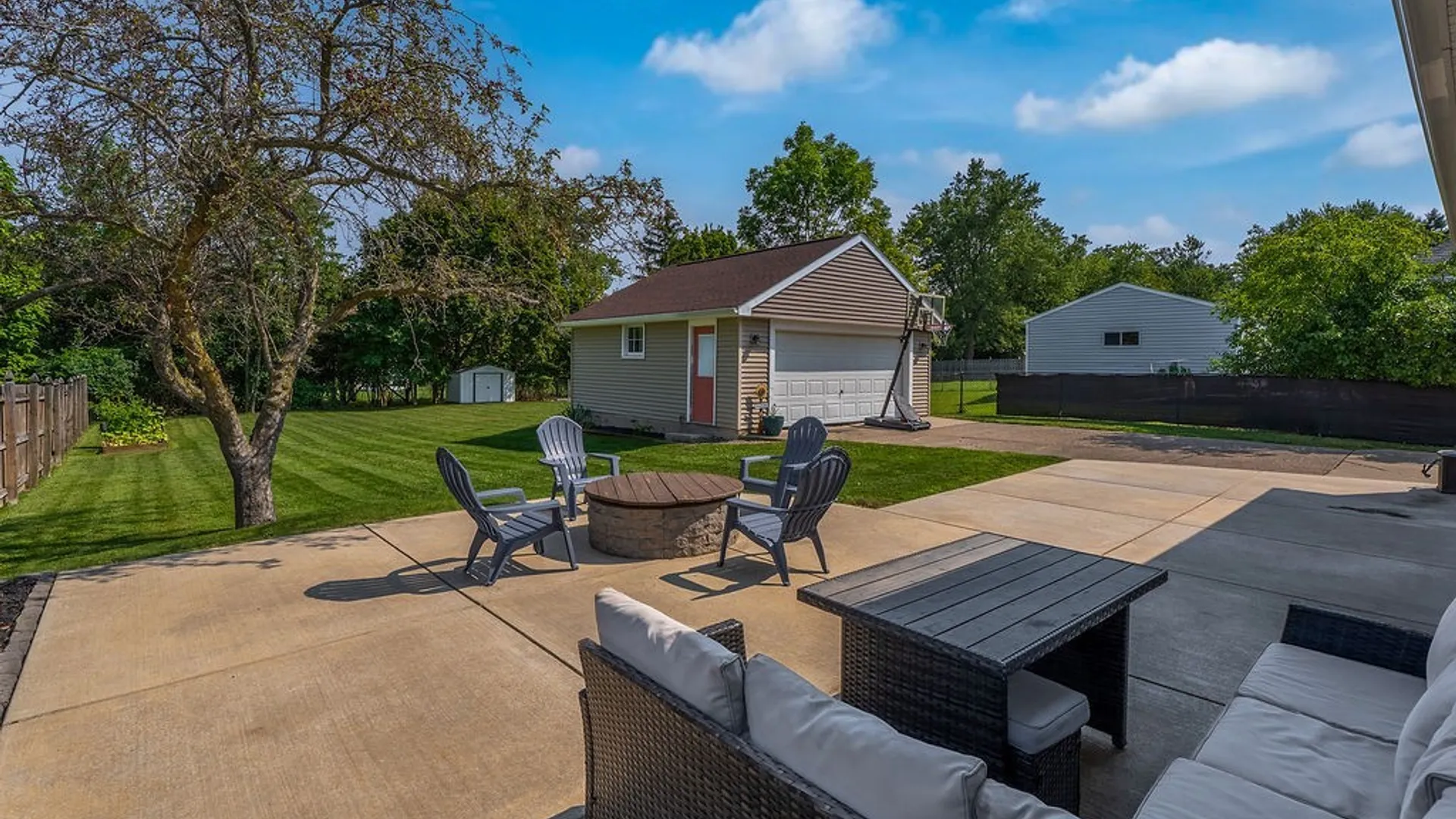 Property at 100 Burmon Drive, Orchard Park, NY 14127 25