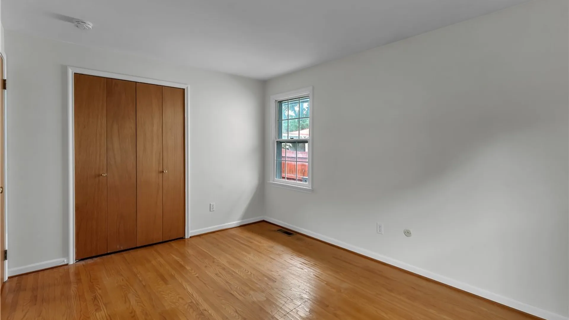 Property at 108 The Paddock, Amherst, NY 14221 17