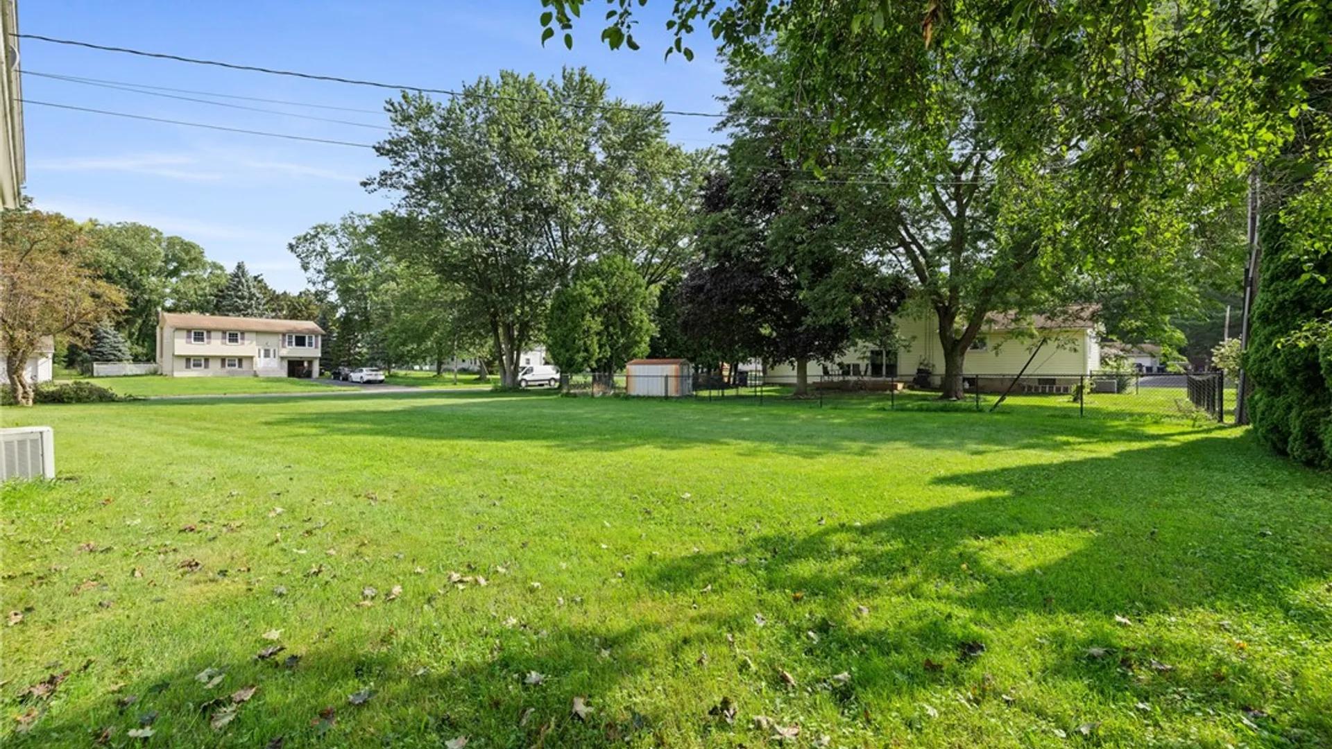 Property at 10 Medallion Drive, Greece, NY 14626 27