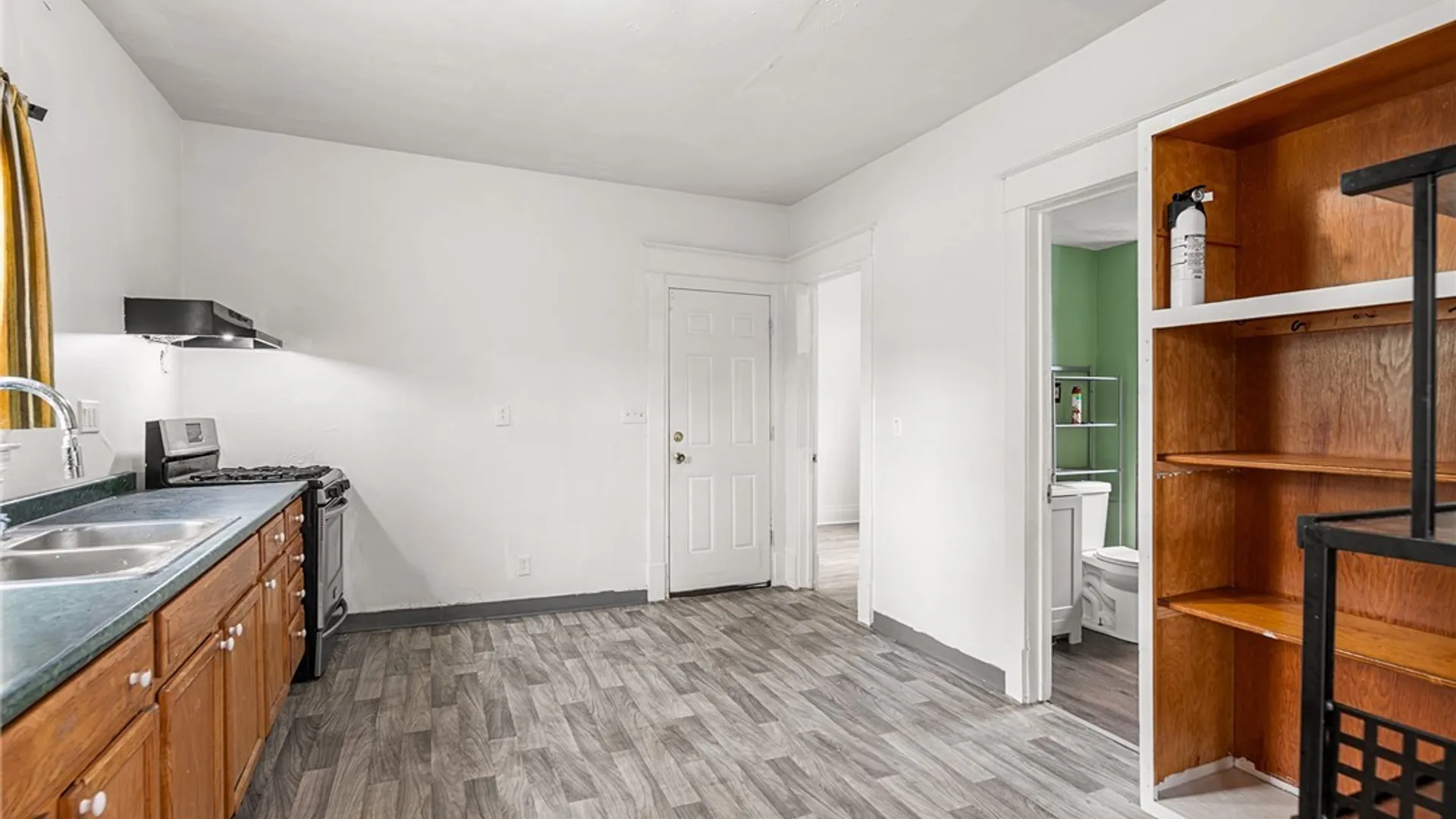 Property at 81 Dorris Avenue, Buffalo, NY 14215 6