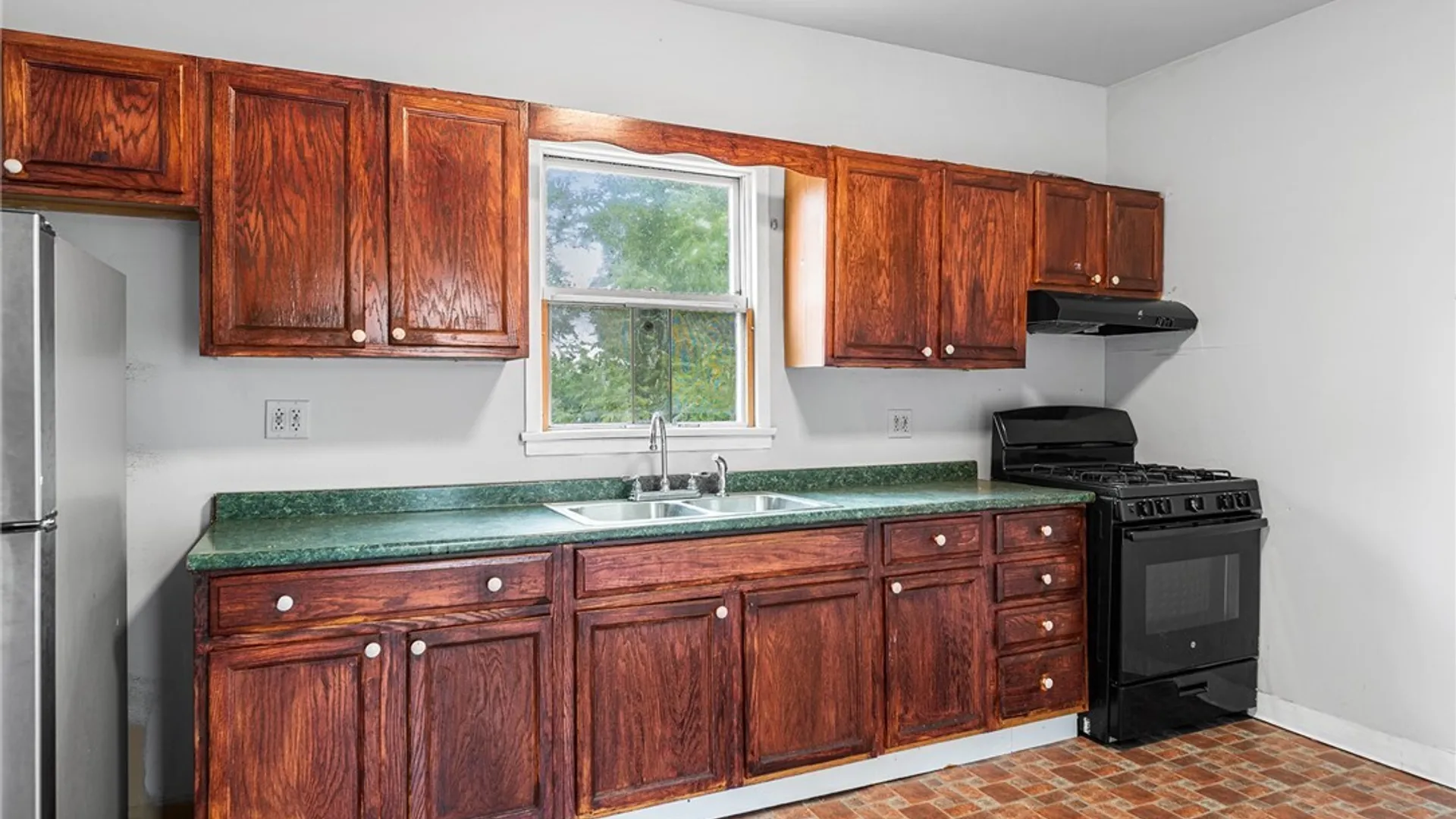 Property at 81 Dorris Avenue, Buffalo, NY 14215 23